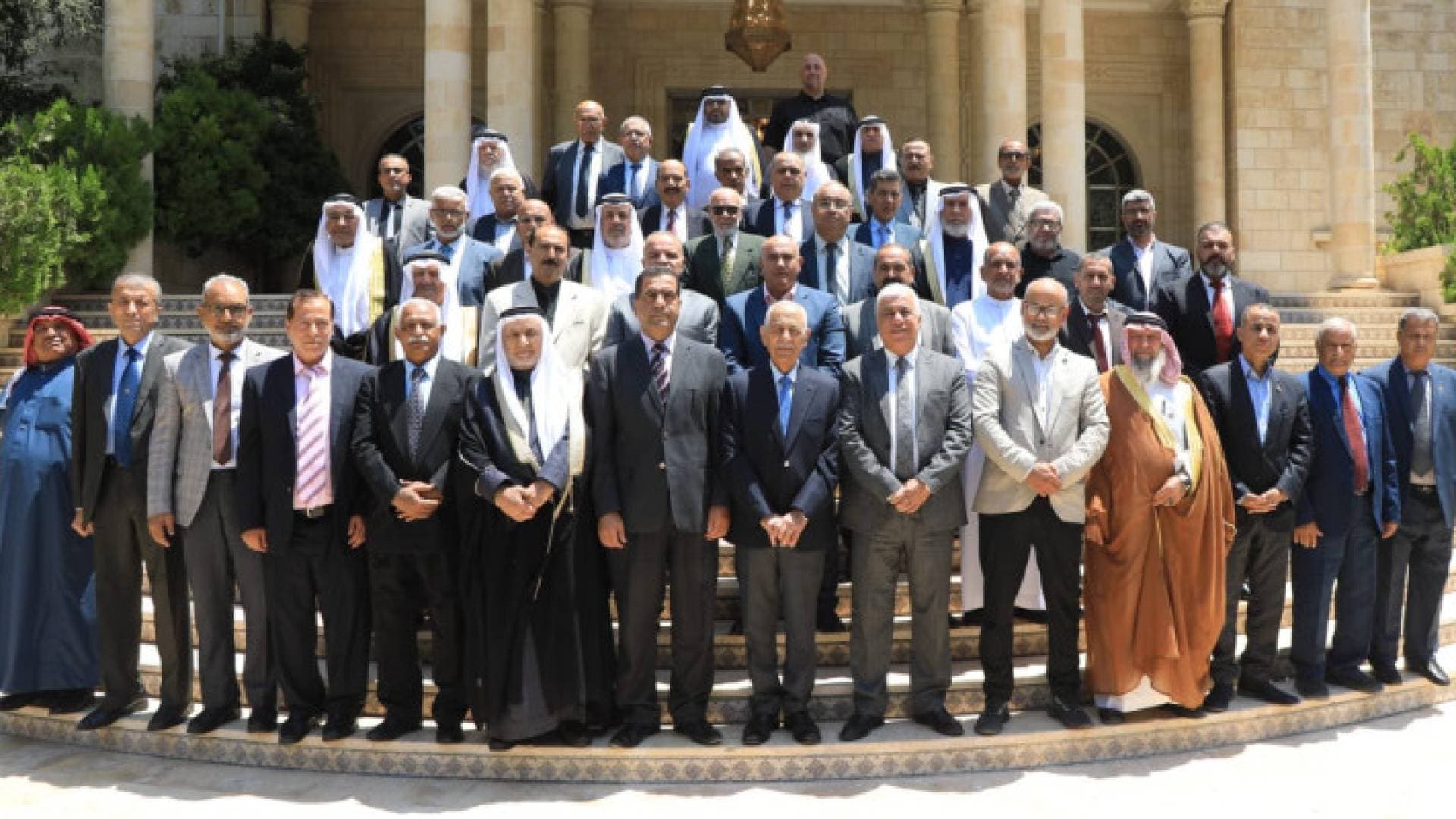 رئيس الديوان الملكي يلتقي ممثلين عن مجلس عشائر جبل الخليل وعن عشائر الرشايده