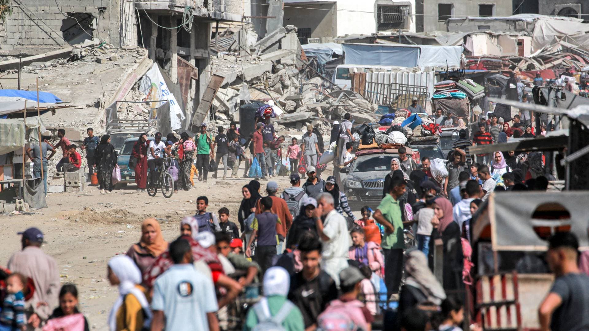 369 يوما من العدوان على غزة.. والاحتلال يواصل سلسلة الإخلاء واستهداف المستشفيات
