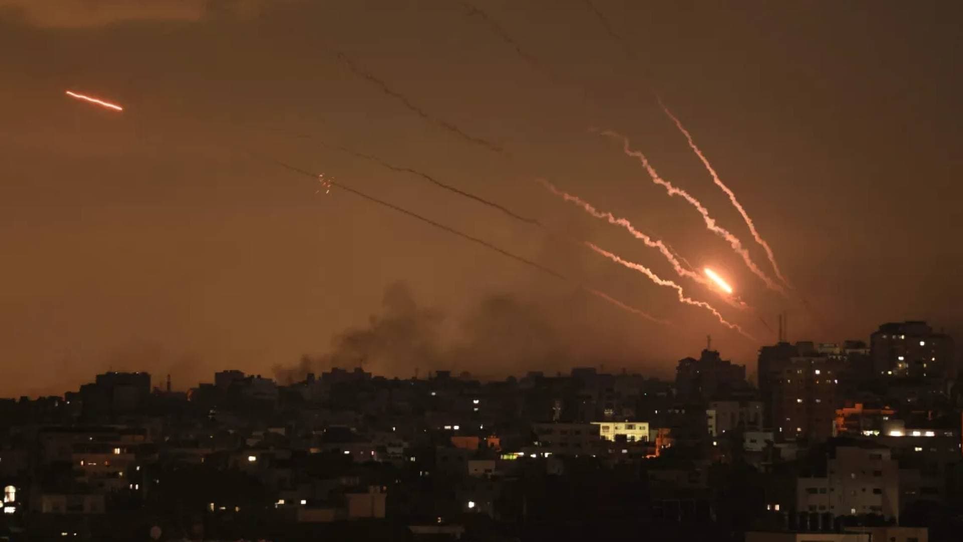 جيش الاحتلال: حزب الله أطلق نحو 320 قذيفة  في يوم عيد الغفران