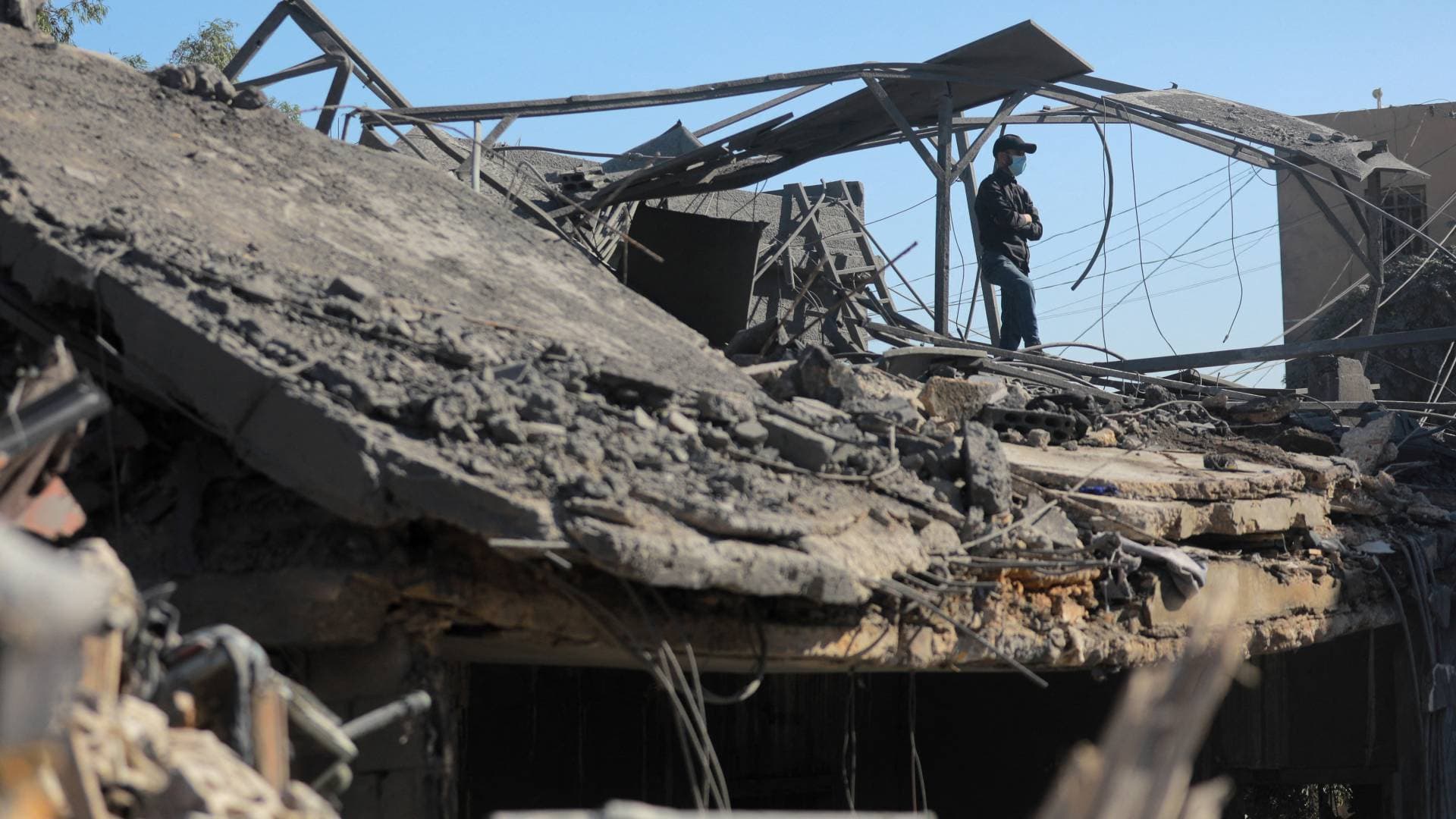 ميقاتي: العدوان على لبنان تسبب في نزوح 1.4 مليون شخص ودمار واسع