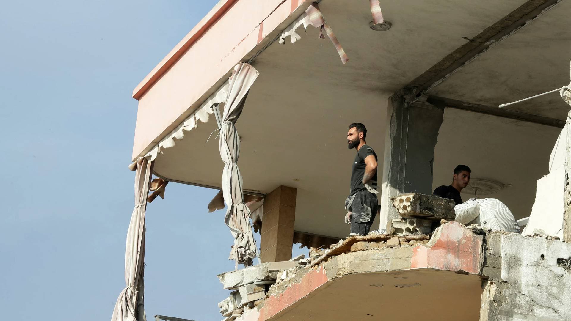 "الصحة اللبنانية": 2986 شهيدا و13402 مصابا منذ بدء عدوان الاحتلال الإسرائيلي
