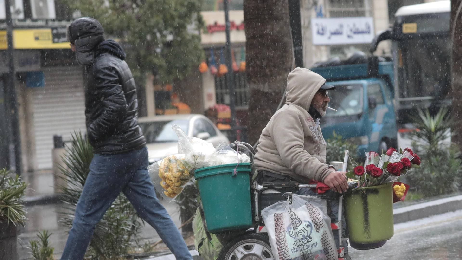 زخات ثلجية ممزوجة بالأمطار في الأردن بهذا الموعد