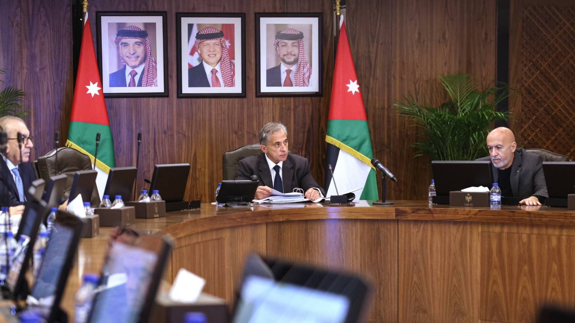مهم للأردنيين.. قرارات جديدة من مجلس الوزراء الأحد