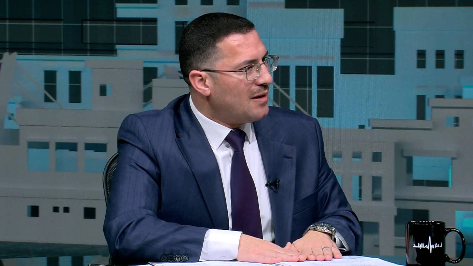 رئيس هيئة الخدمة والإدارة العامة يوضح تفاصيل مهمة بشأن نظام العمل المرن - فيديوهات