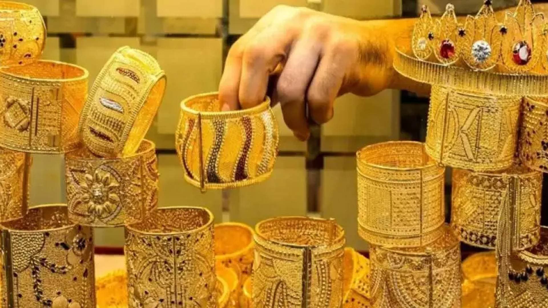 انخفاض أسعار الذهب في الأردن بواقع دينار واحد الخميس