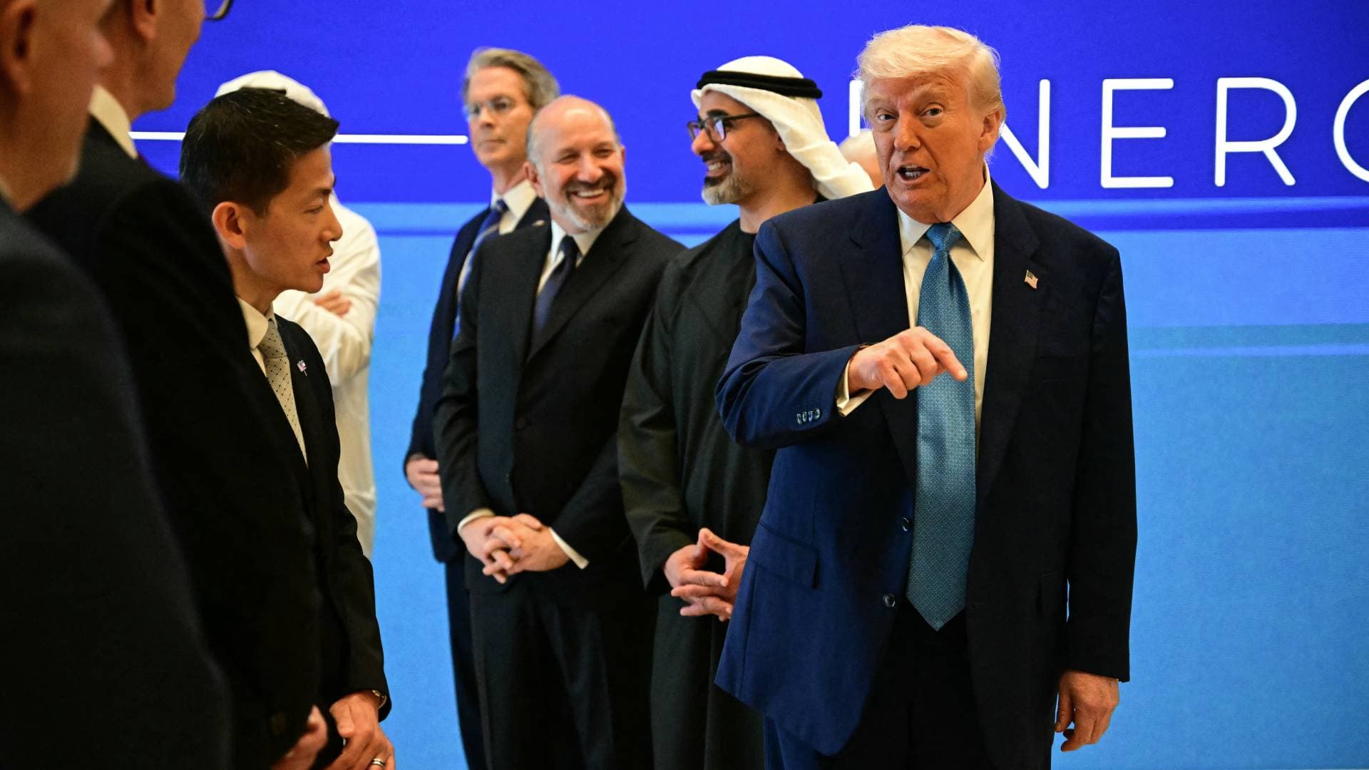 ترمب: كثيرون يتضورون جوعا في غزة وسنتولى الاعتناء بالأمر