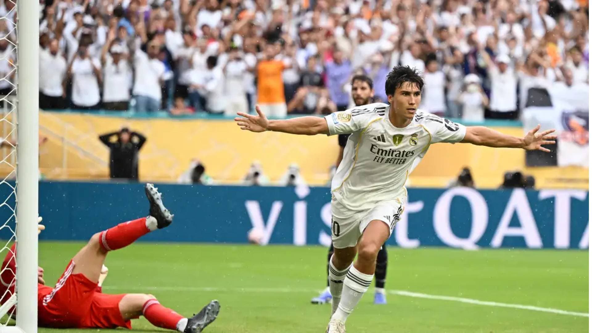 جونزالو جارسيا.. الرقم 9 الذي لم يتوقعه أحد وفرض نفسه في ريال مدريد!