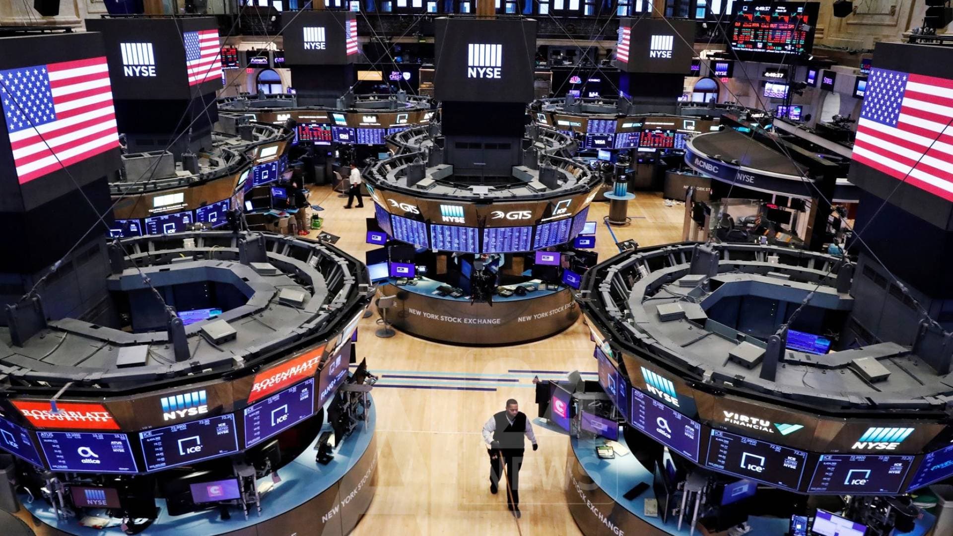 ارتفاع مؤشرات الأسهم الأميركية وتراجع سعر النفط إلى 67.05 دولار