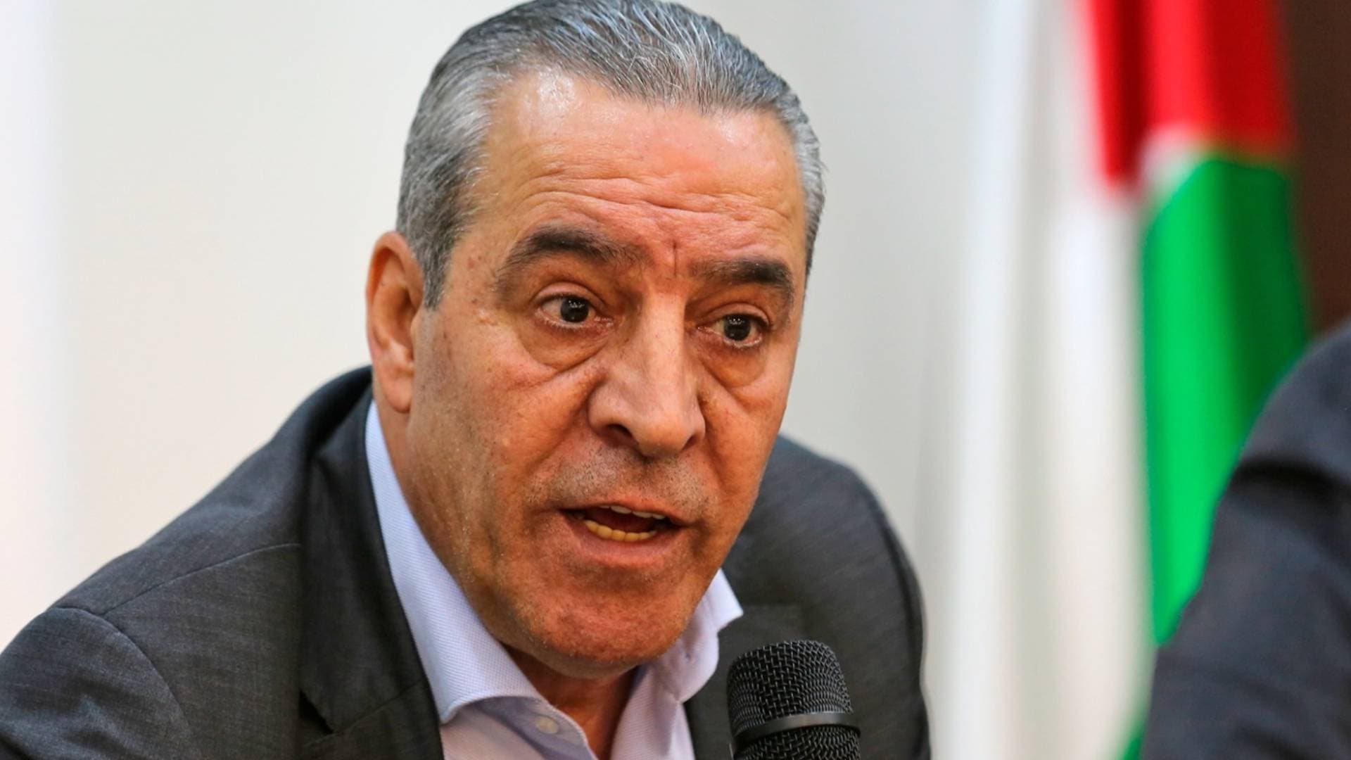 حسين الشيخ: مصادقة الكنيست بشأن السيادة "الإسرائيلية" على الضفة تمثل اعتداء على حقوق الشعب الفلسطيني