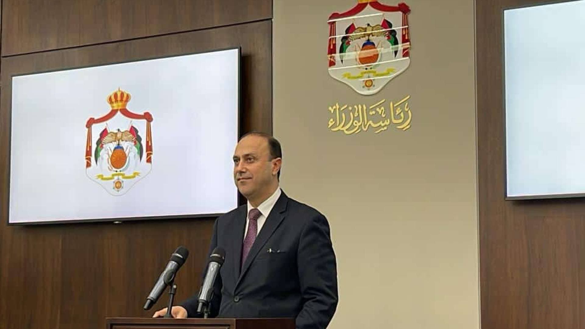 المومني: "خدمة العلم" تجنيد إجباري وليس "جيشا شعبيا".. ونقف خلف مؤسساتنا في وجه أي تهديدات