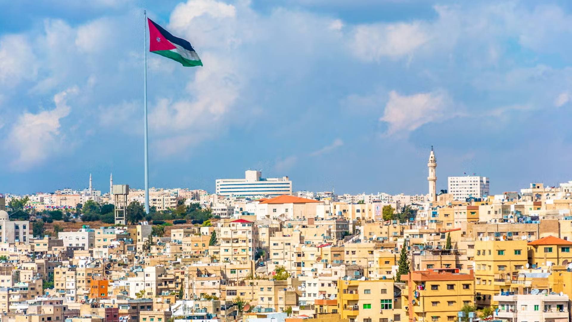 رئيس الوزراء يعلن عن عطلة رسمية في الأردن بمناسبة عيد المولد النبوي الشريف