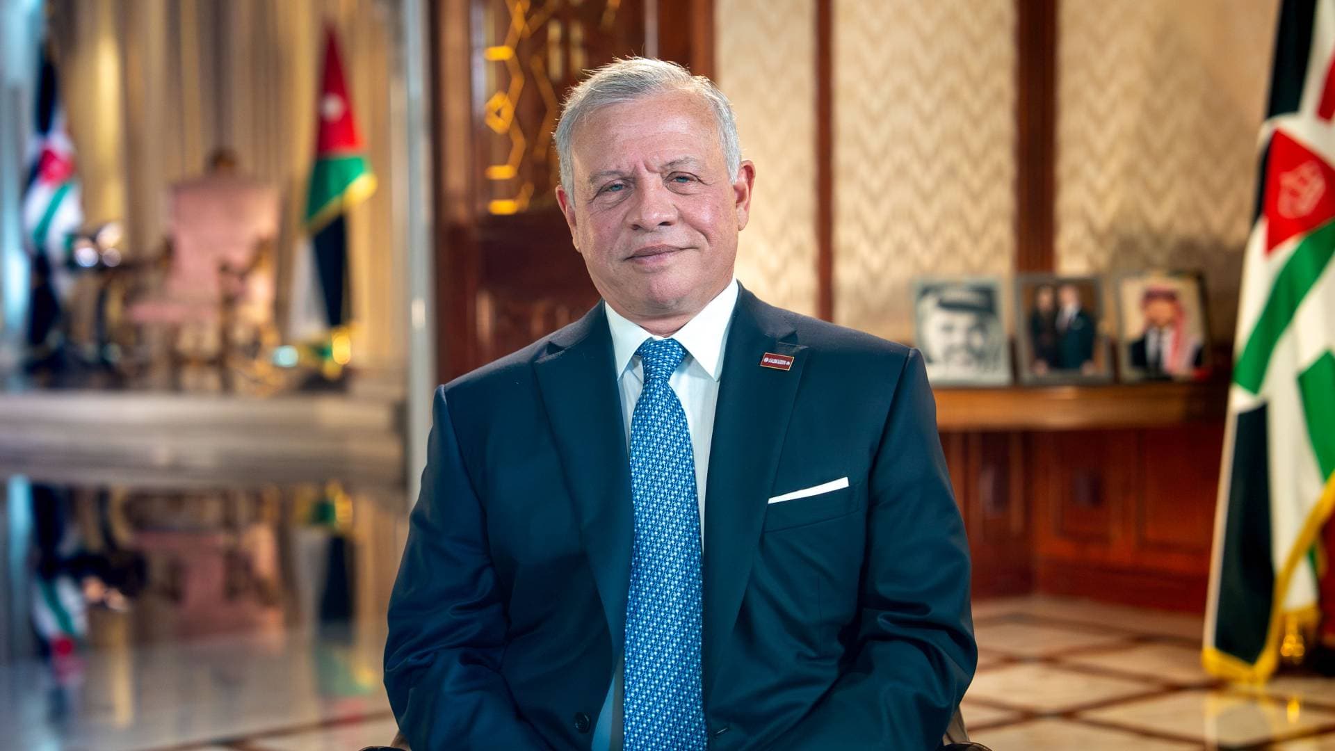 الملك يعود إلى أرض الوطن بعد زيارة رسمية لأوزبكستان وكازاخستان
