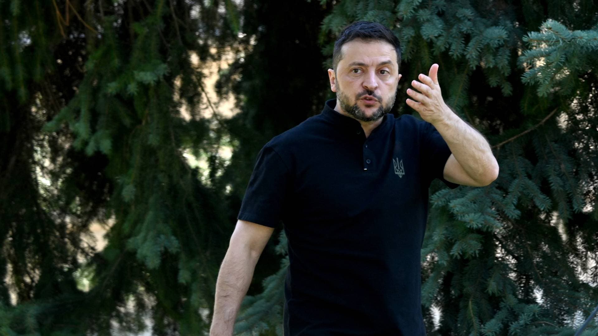 زيلينسكي يهدد بضربات عميقة على روسيا بعد هجمات الطائرات المسيرة على أوكرانيا