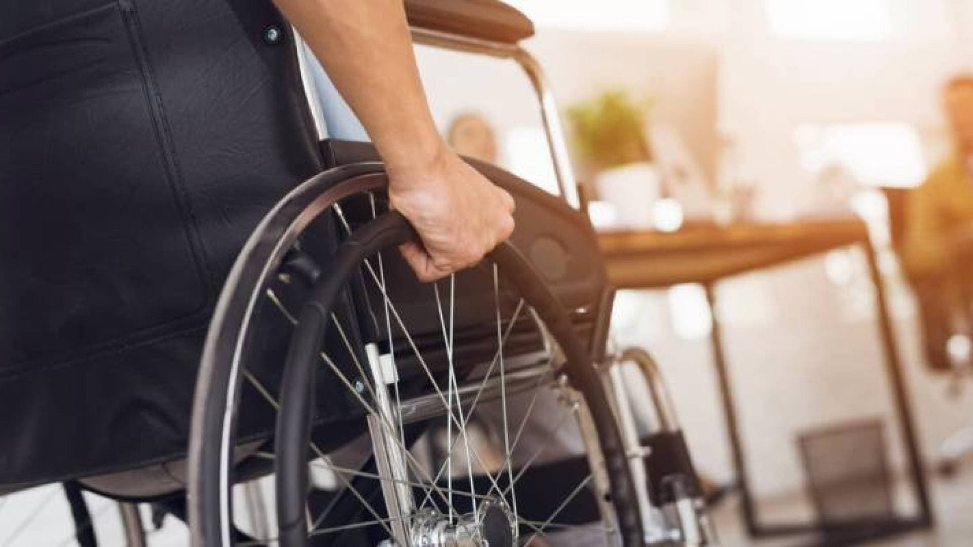 المجلس الأعلى لحقوق الأشخاص ذوي الإعاقة يوقف إصدار بطاقاتهم التعريفية مؤقتا