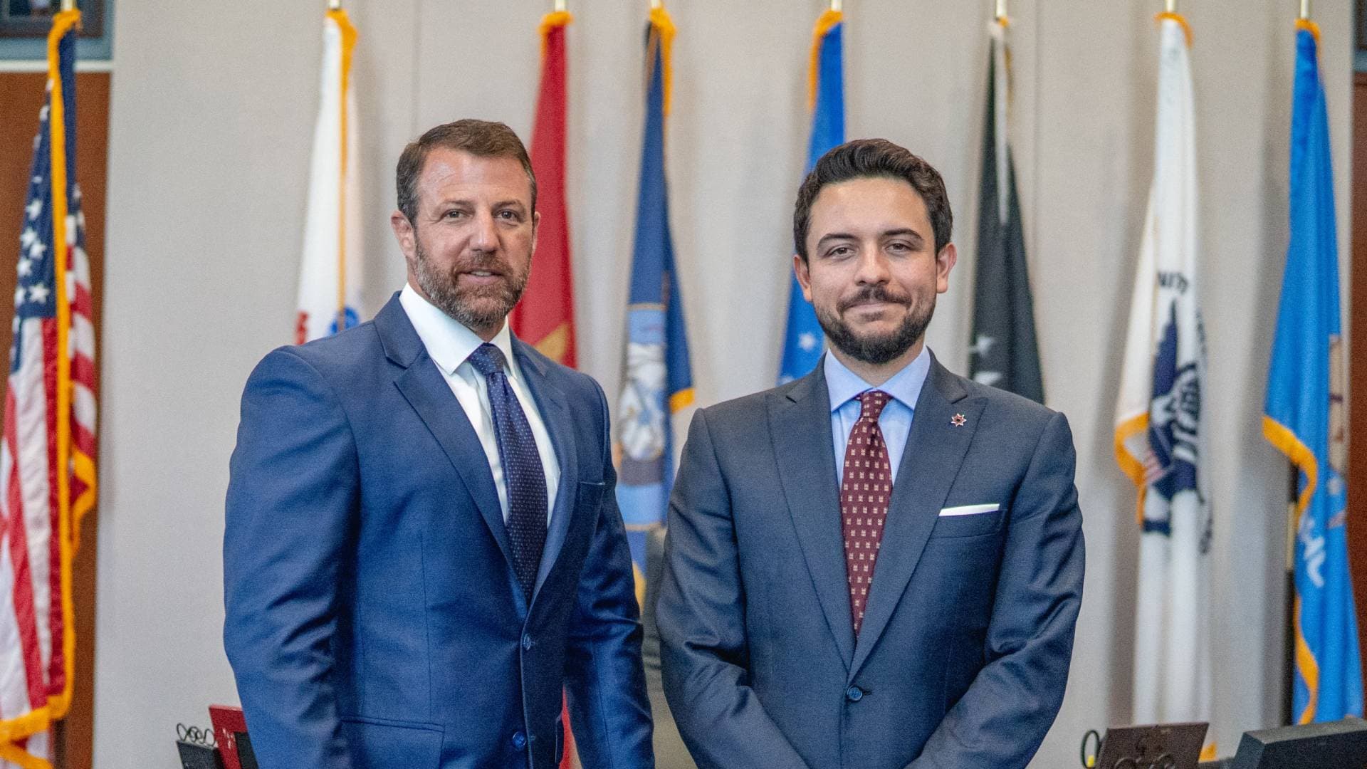 ولي العهد يواصل لقاءاته بالكونغرس ويجتمع مع السيناتور ماركوين مولين
