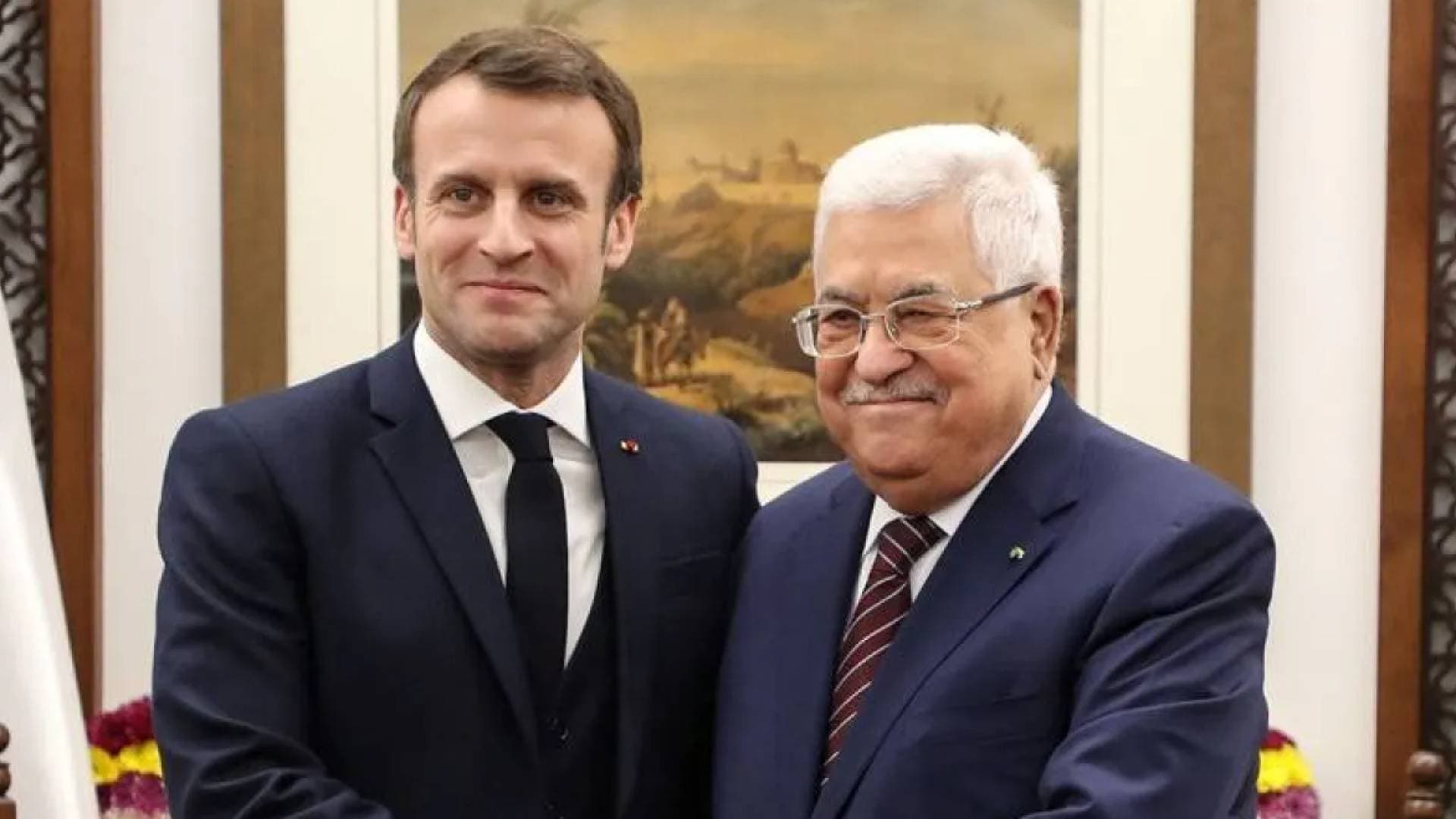 قبل الاعتراف بدولة فلسطين.. عباس يقدم "ضمانات" لماكرون حول سلاح حماس