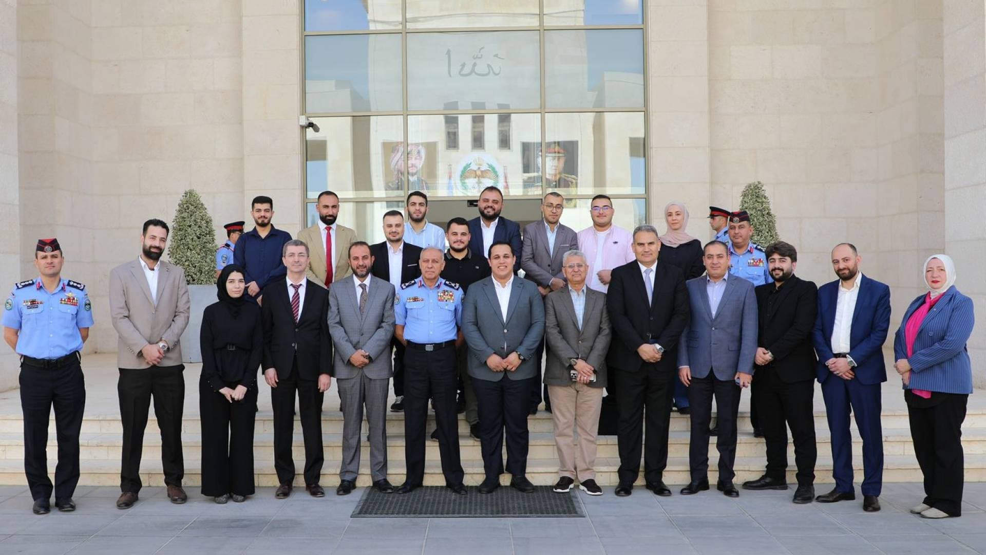 مدير الأمن العام يلتقي مؤسسة "محافظتي" التطوعية