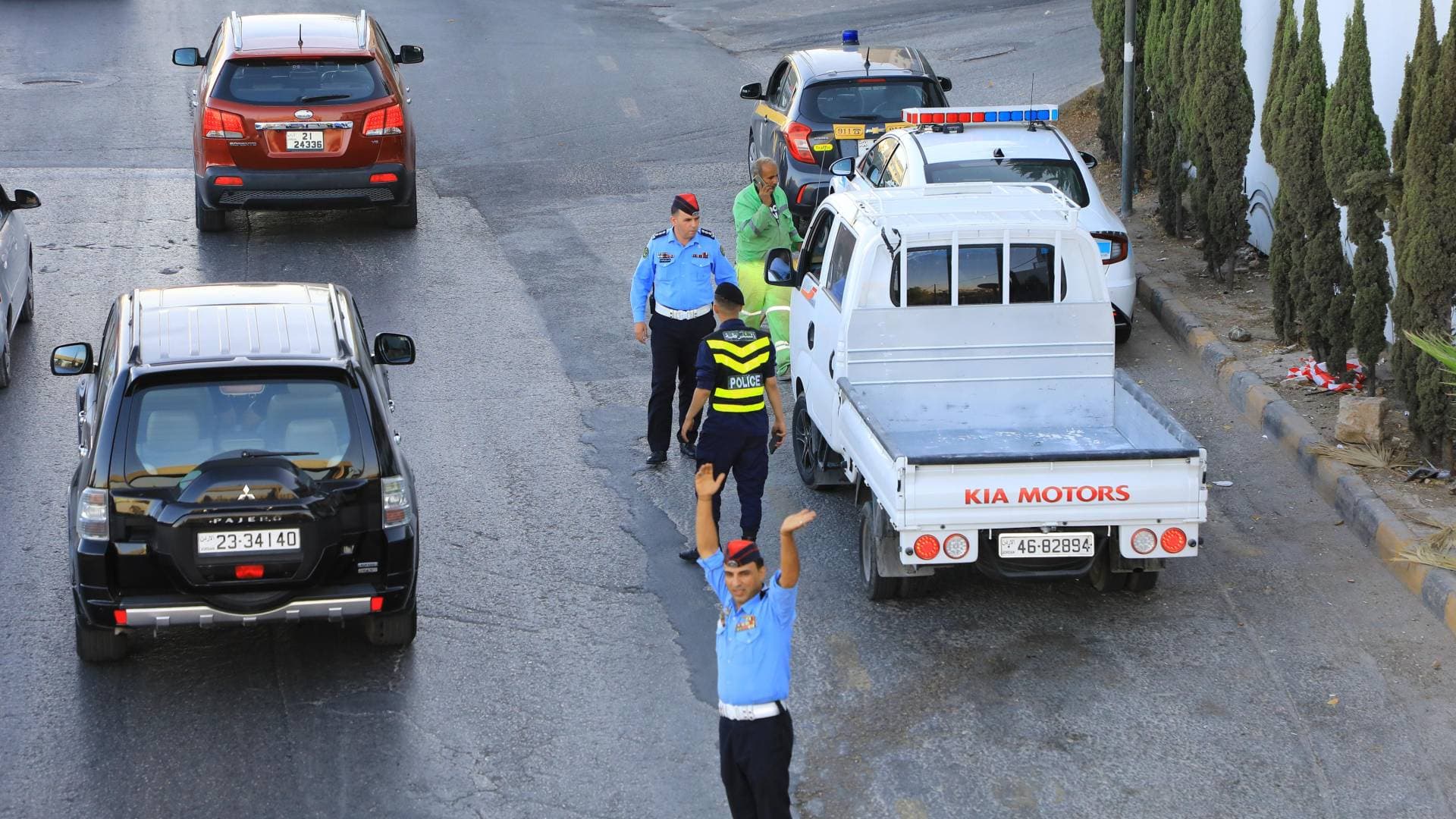 5 إصابات في حادث تدهور وضبط سرعات عالية.. ملخص التقرير المروري اليومي