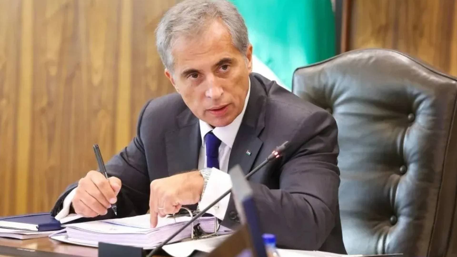 استطلاع: 70% من الأردنيين يثقون بحكومة حسان.. و95% يؤيدون إعادة "خدمة العلم"