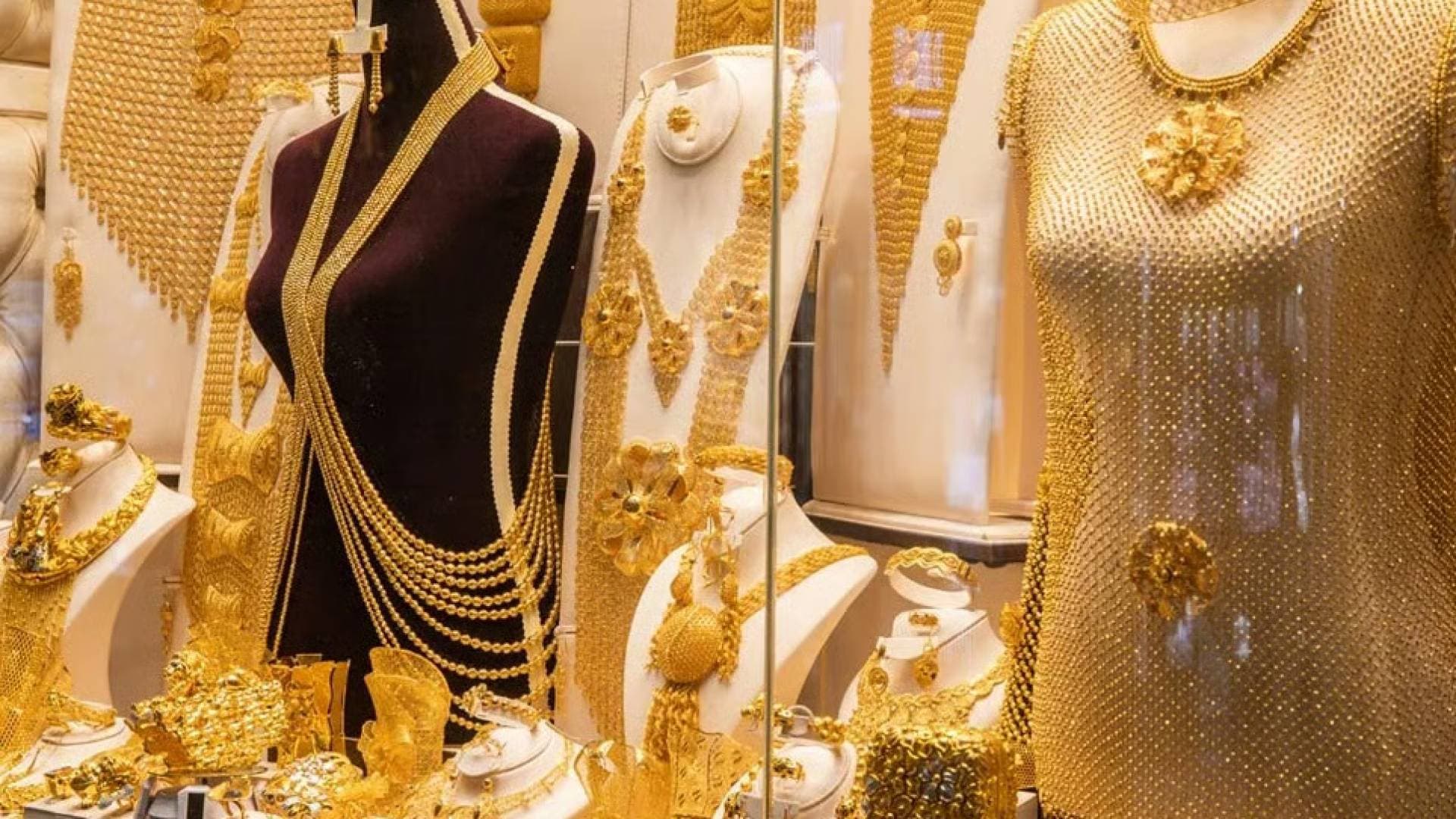 الذهب في الإمارات يستقر وسط ترقب اجتماع الفيدرالي وقمة ترامب والصين