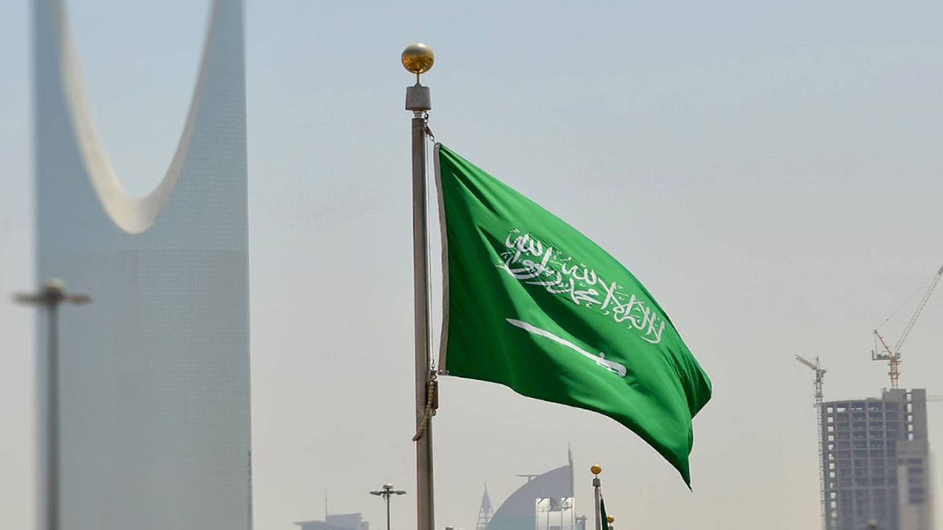 وسم يتصدر الـ "اكس" السعودي.. مزاعم بصفقات وهمية بمليارات الريالات تهز قطاع التقنية