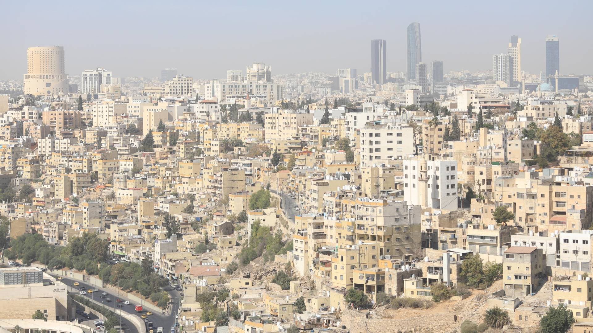 طقس العرب يكشف موعد انتهاء درجات الحرارة الصيفية في الأردن
