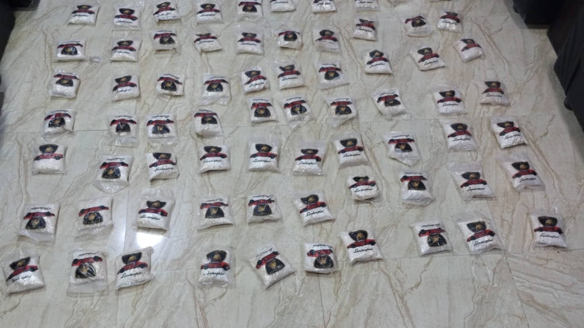الجيش العربي: المنطقة العسكرية الشرقية تحبط محاولة تهريب كمية من المواد المخدرة بواسطة بالونات