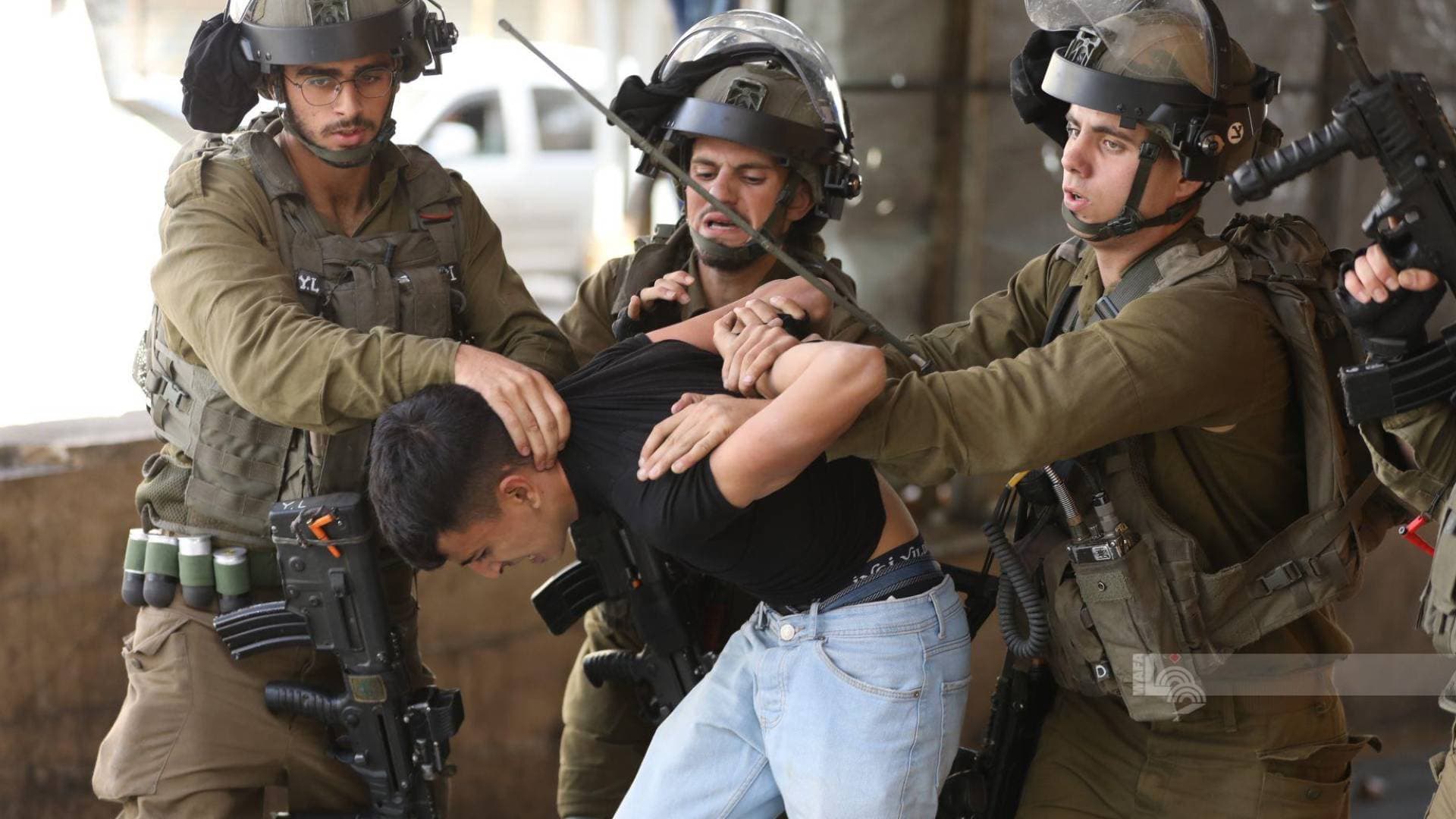 اعتقالات واعتداءات إسرائيلية بالضفة و مدينة القدس
