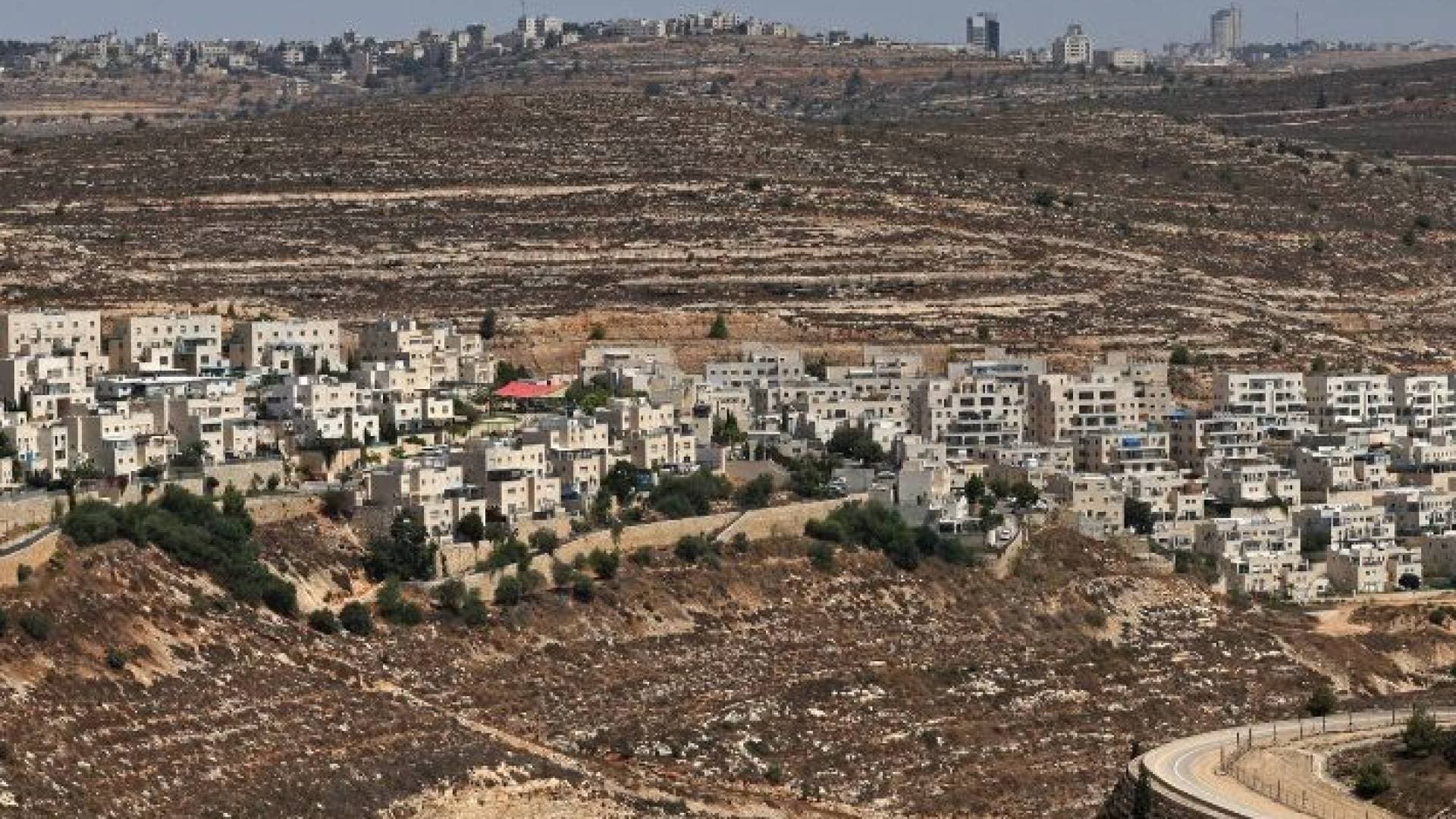الأردن يدين شرعنة 19 مستوطنة في الضفة ويحذر من تقويض "حل الدولتين"