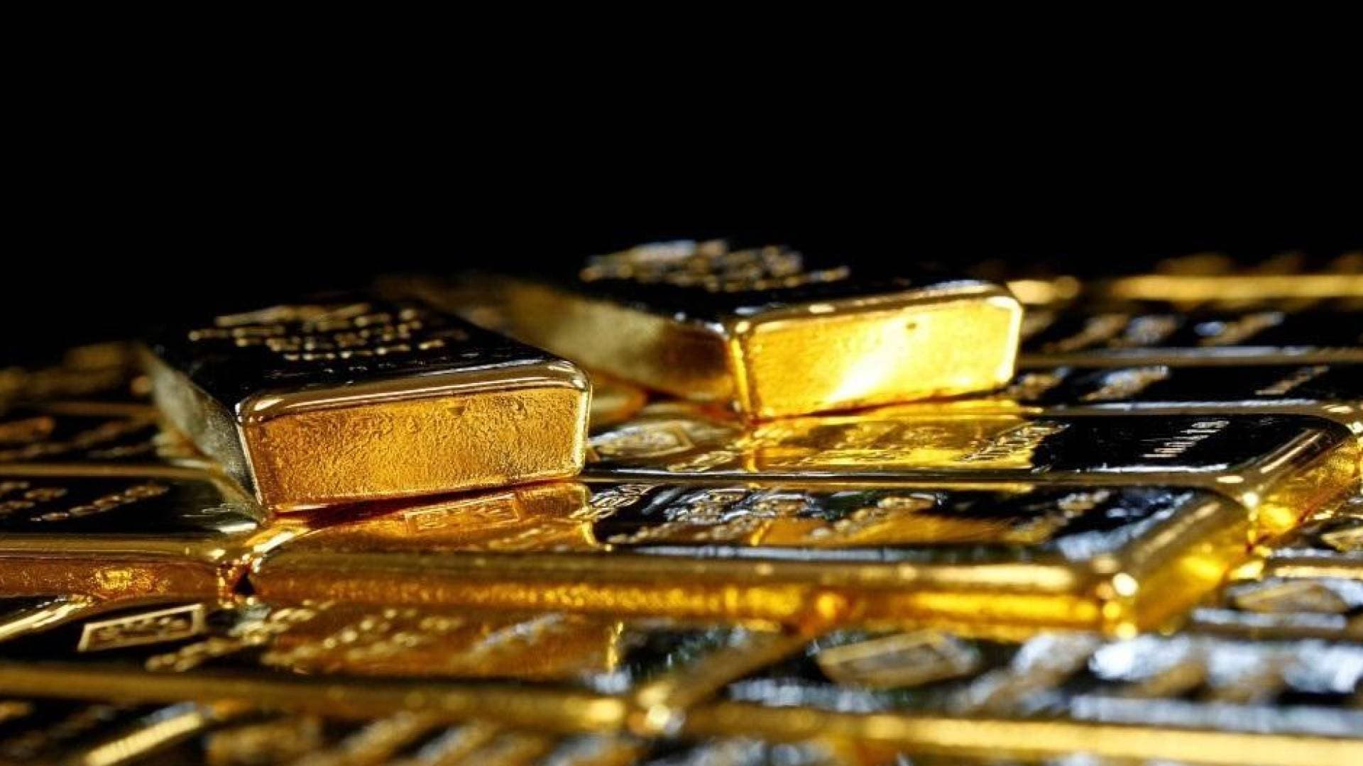 استقرار الذهب عند 4343 دولارا مع ثبات الدولار قبل بيانات التضخم الأمريكية