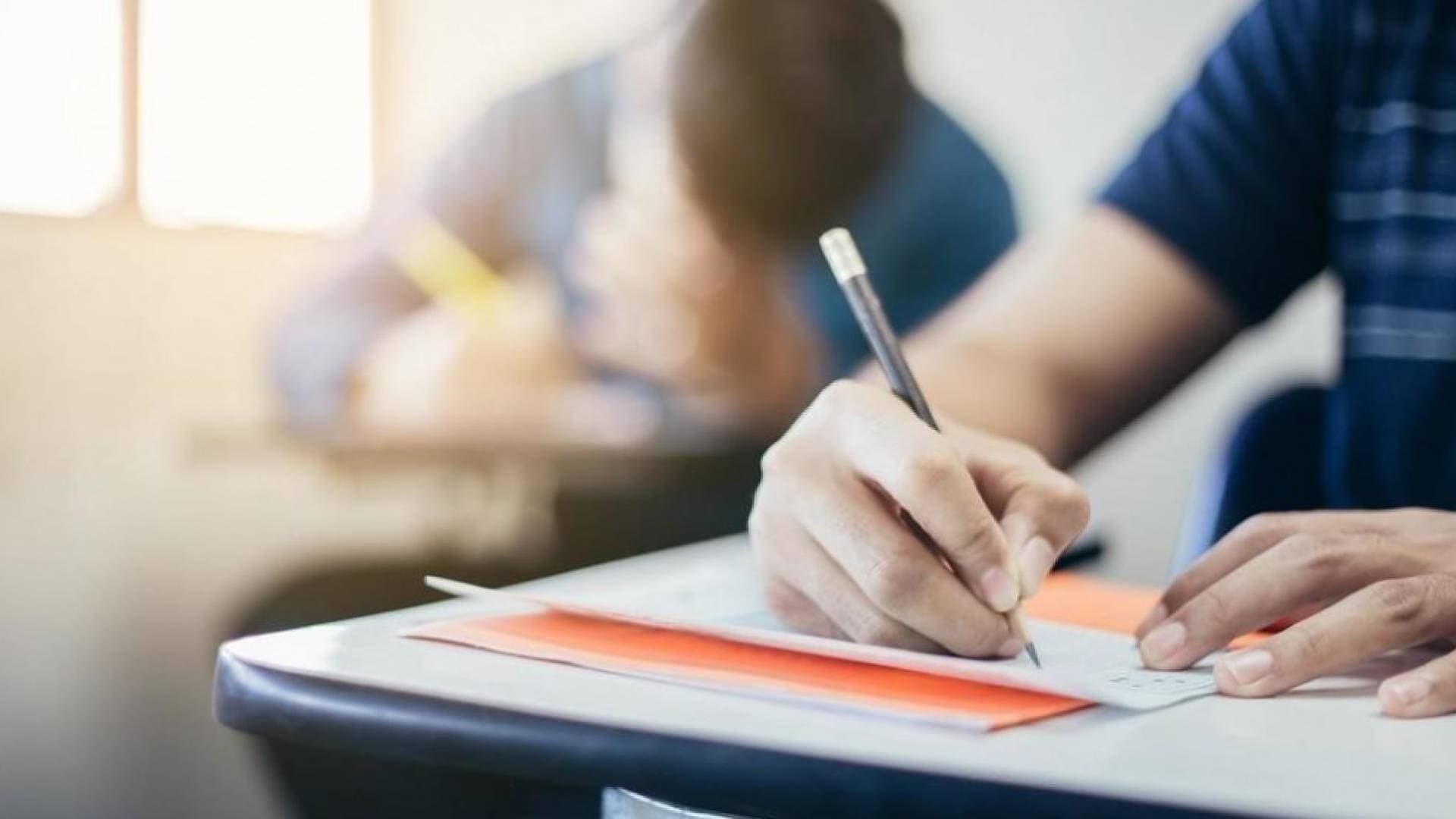مهم من "التربية" بشأن امتحانات التكميلي لطلبة التوجيهي..تفاصيل
