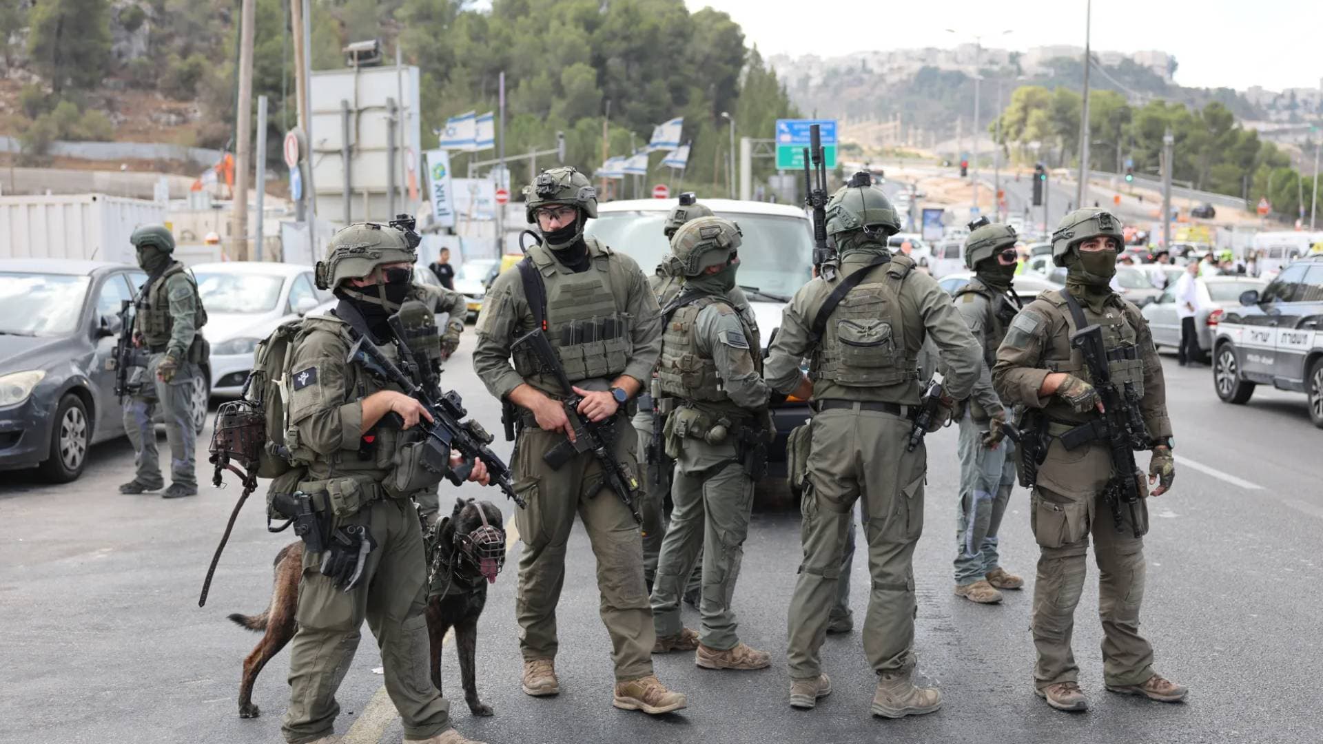 الجيش الإسرائيلي: فلسطيني أطلق النار قرب السياج الأمني في منطقة حاجز حشمونائم قرب رام الله دون وقوع إصابات