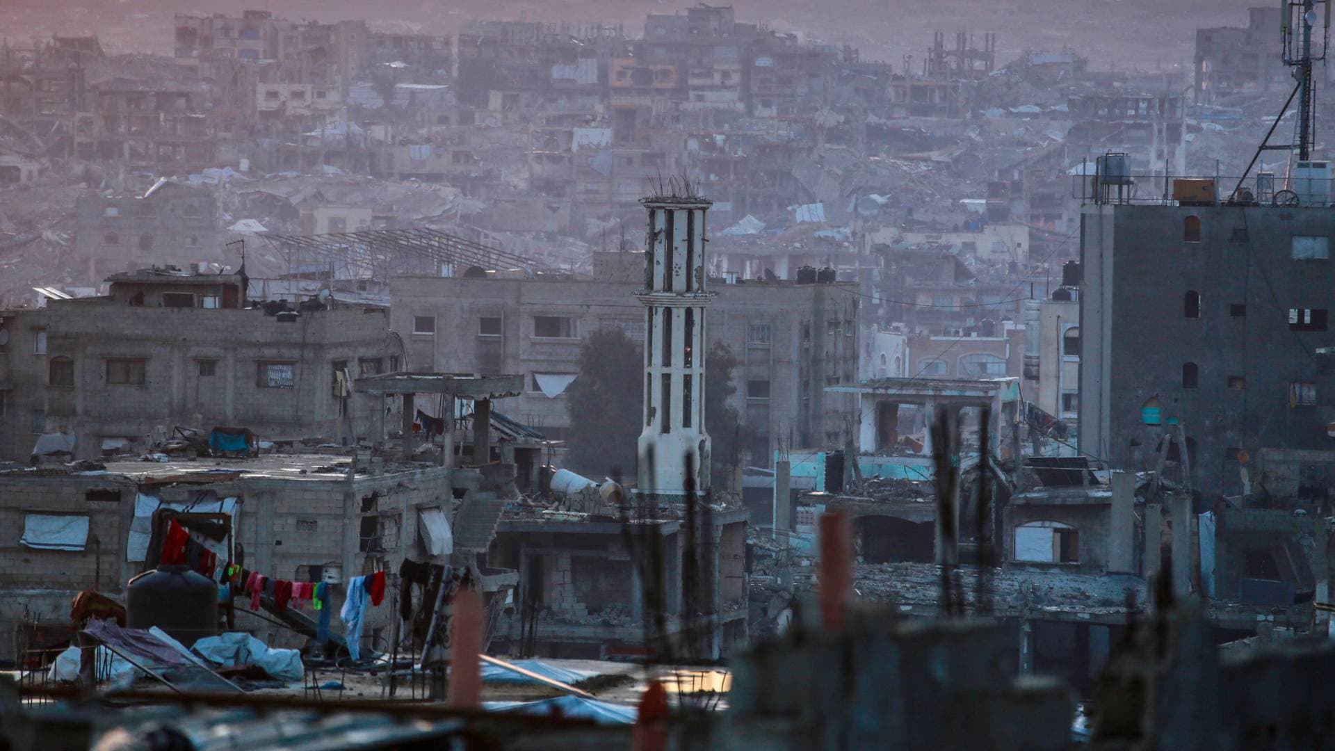 صحة غزة: استشهاد طفلة برصاص الاحتلال بحي التفاح شرقي مدينة غزة