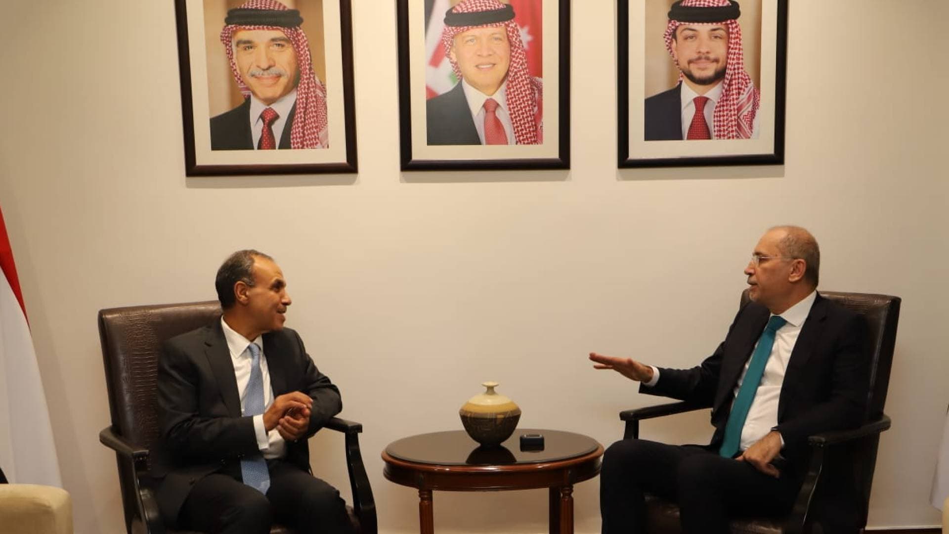 توافق أردني-مصري على تنفيذ خطة ترمب للسلام وحماية سيادة الصومال وسوريا