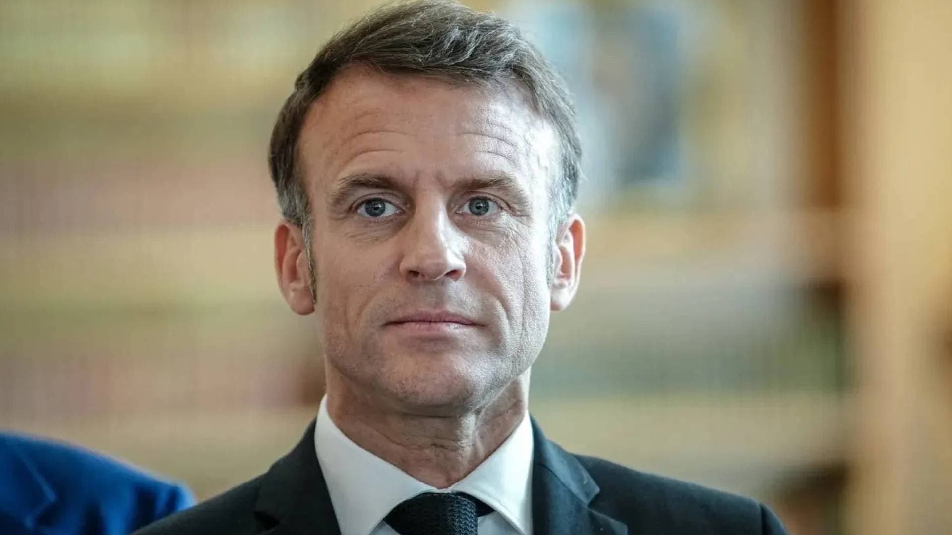 "ماكرون": فرنسا معبأة بالكامل لدعم غزة.. وسفينة مساعدات تغادر "لوهافر"