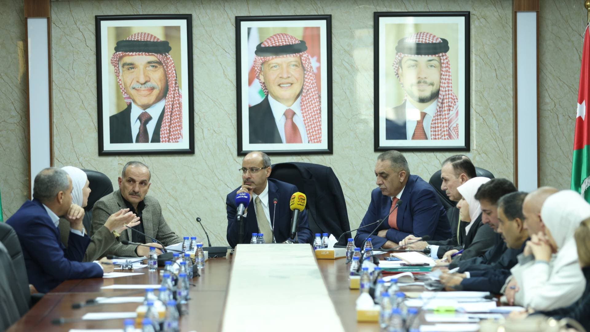 "المالية النيابية" تشكل لجنة مشتركة بين "التربية" و"المحاسبة" لإغلاق ملف الاستيضاحات