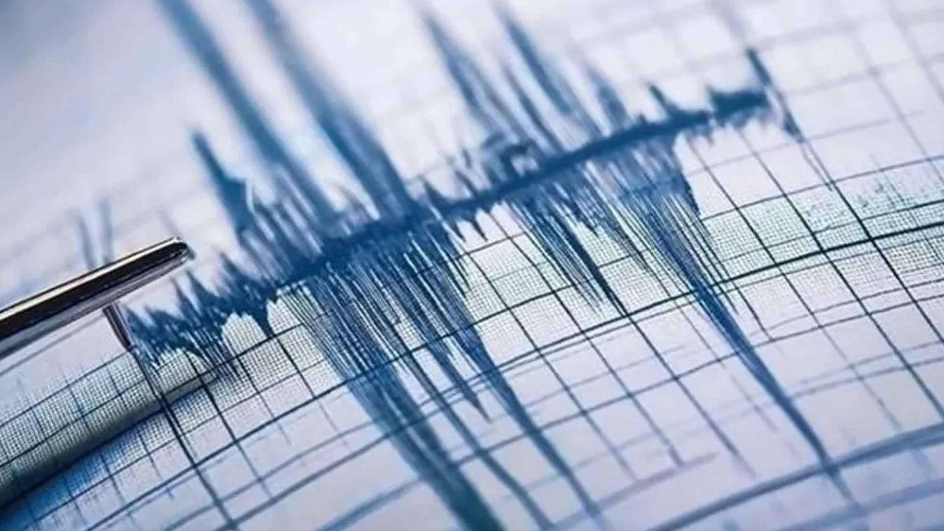زلزال بقوة 5.2 درجة يضرب مدينة "عسلوية" جنوبي إيران