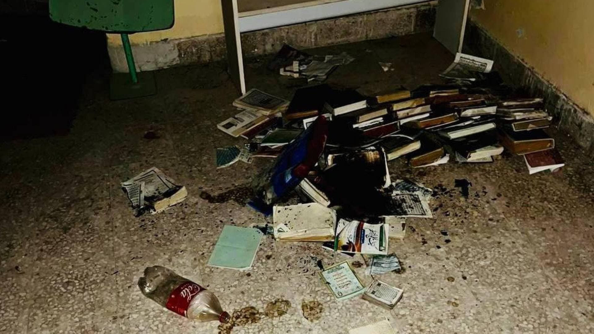 مستوطنون "إسرائيليون" يقتحمون مسجدا في بيت لحم ويحرقون "المصاحف"