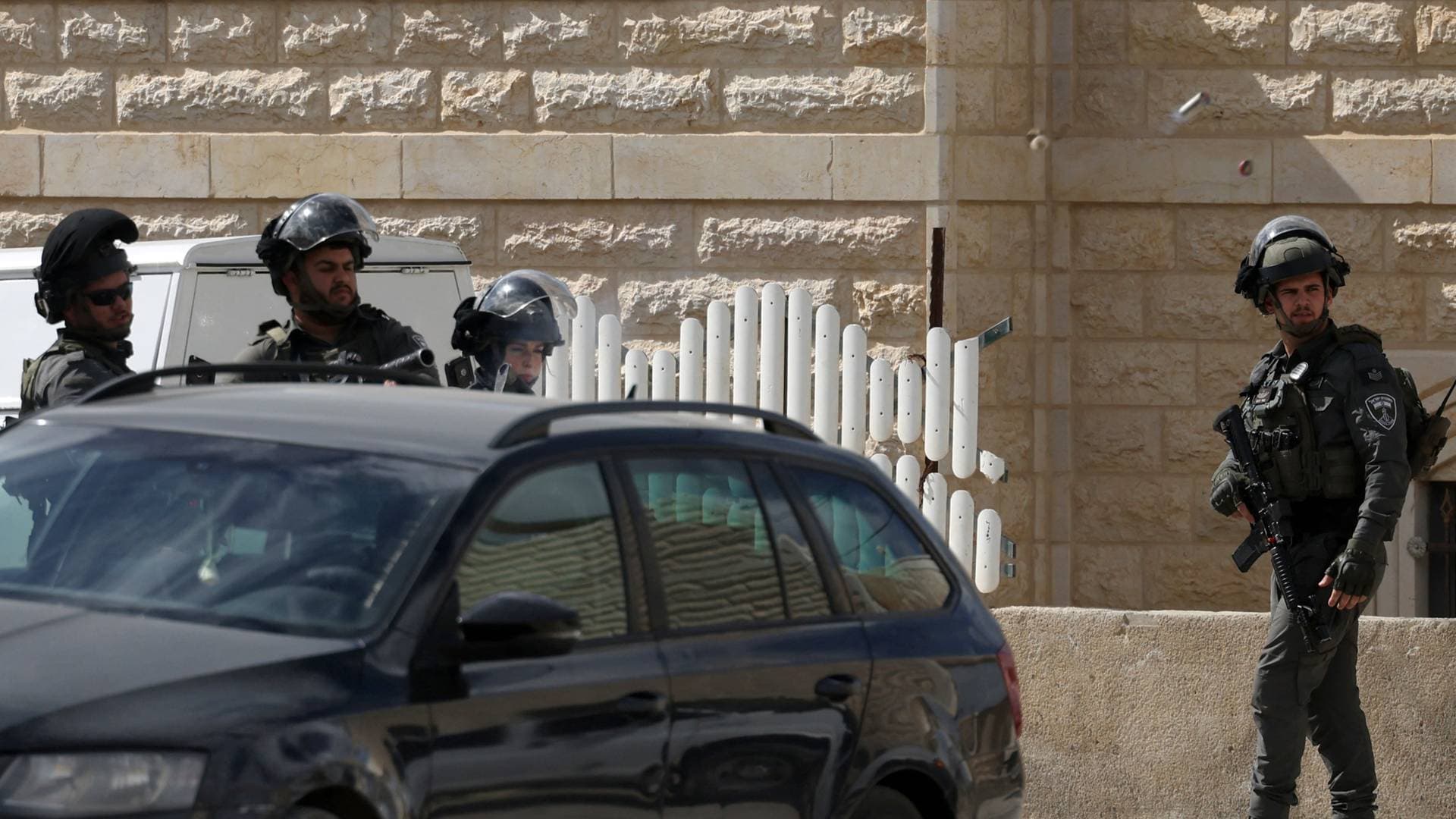 غوتيريش يطالب الاحتلال بالتراجع الفوري عن إجراءات تسجيل الأراضي بالضفة الغربية