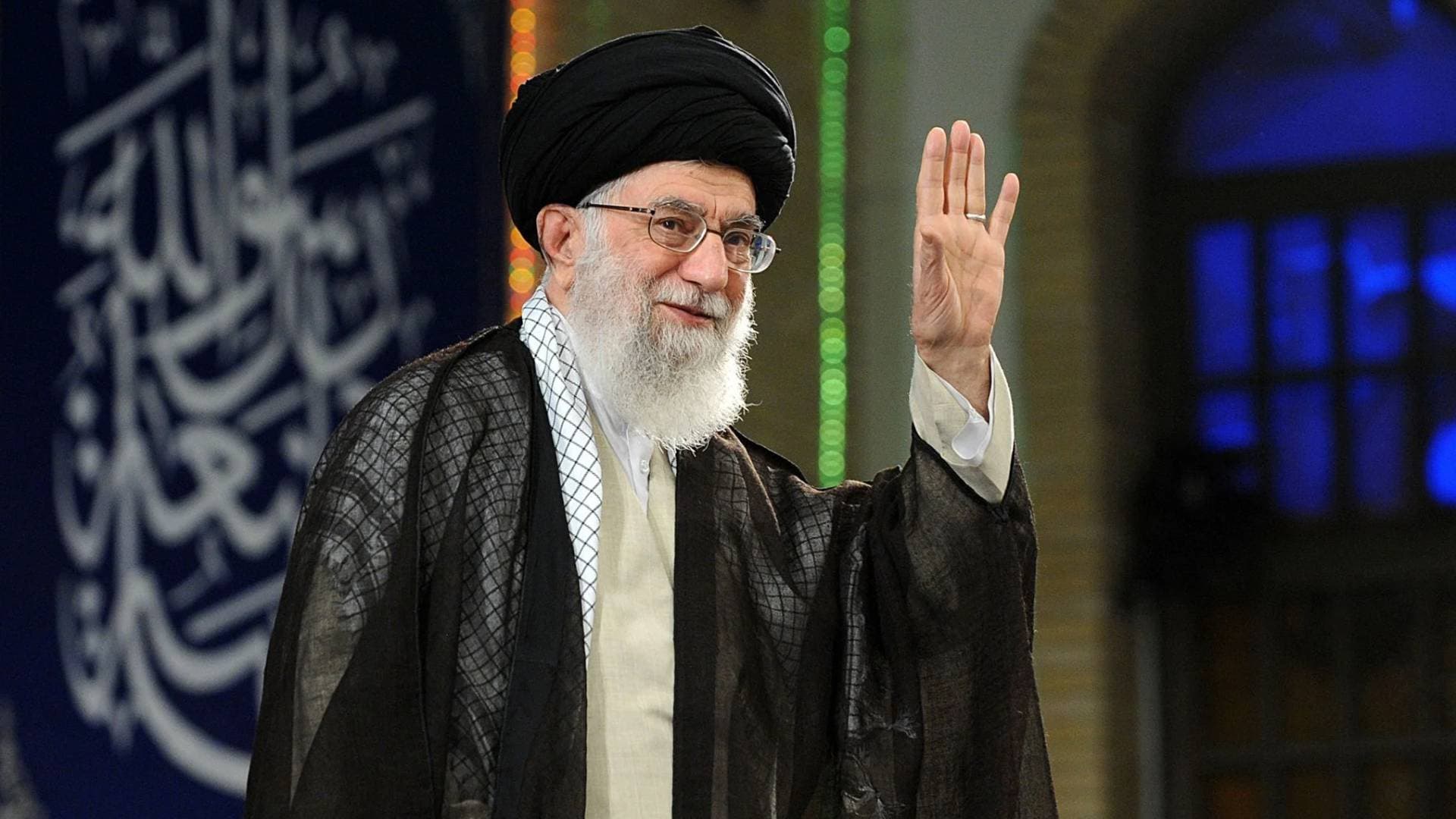 خامنئي يرد على تهديدات ترمب: "لا أحد يستطيع القضاء علينا".. ويتوعد أمريكا بـ"صفعة تمنعها من النهوض"