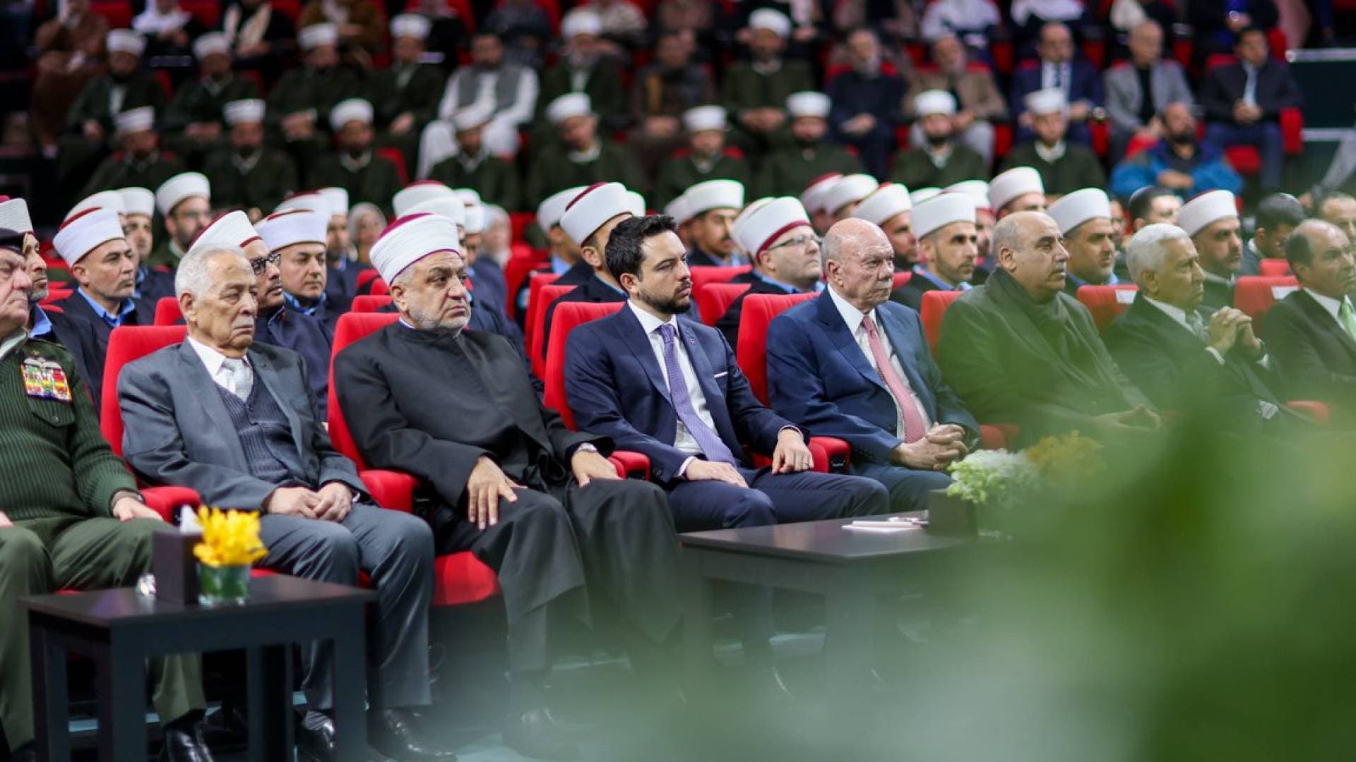 مندوبا عن جلالة الملك ولي العهد يرعى انطلاق أعمال المجالس العلمية الهاشمية.. فيديو