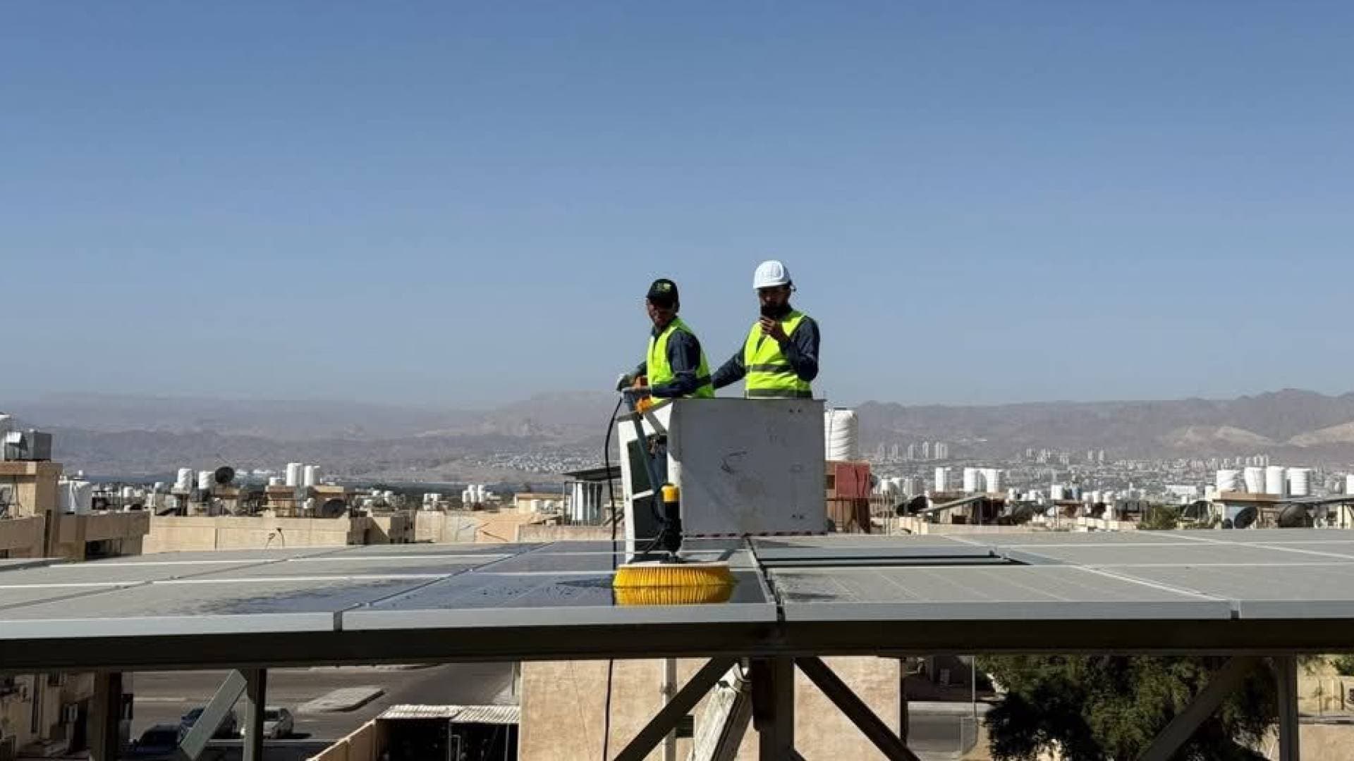 هيئة تنظيم الطاقة والمعادن تطلق مبادرة في العقبة لتعزيز كفاءة الطاقة الشمسية