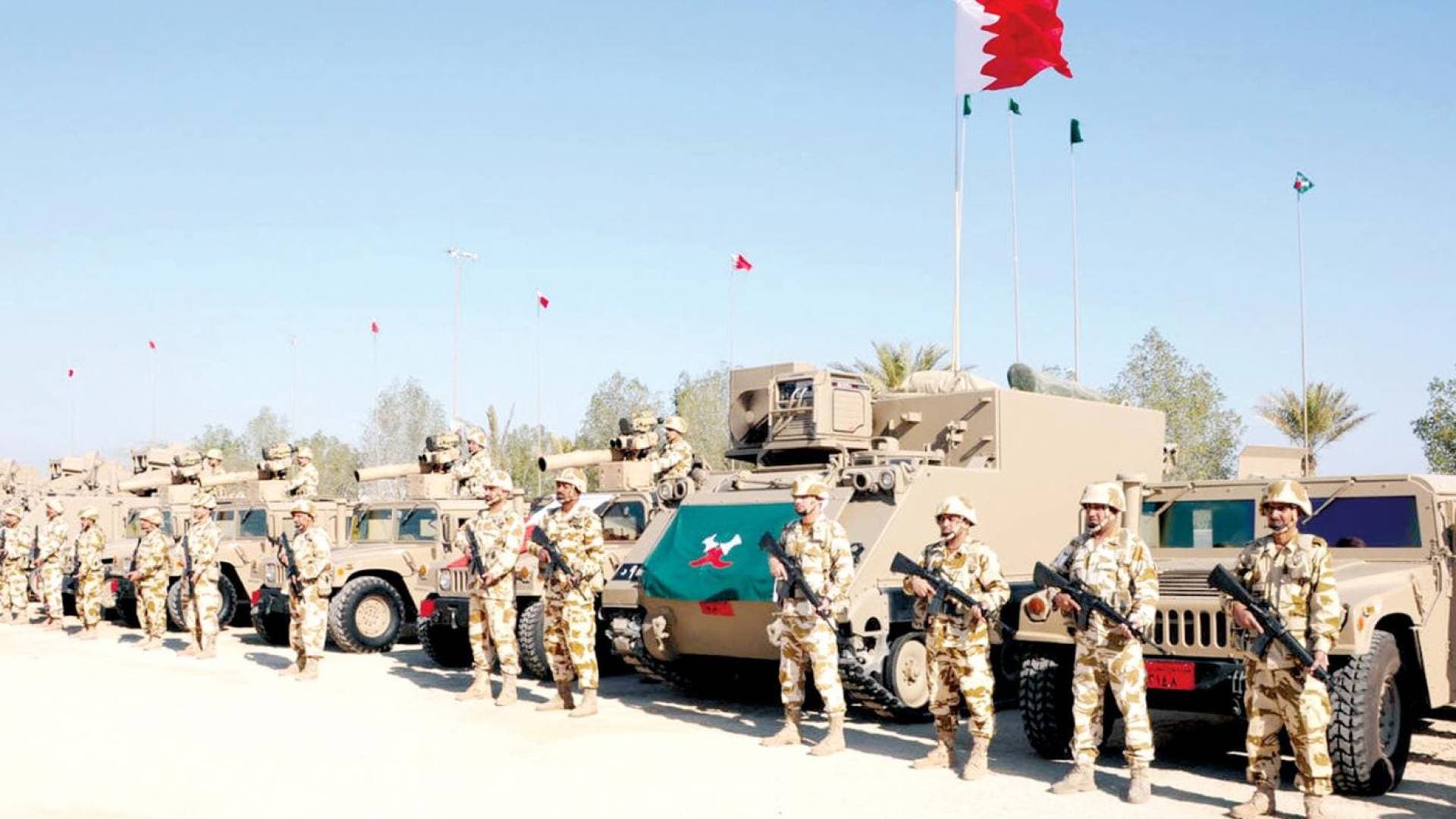قوة دفاع البحرين: اعتراض وتدمير 112 صاروخا و186 مسيرة إيرانية استهدفت المملكة