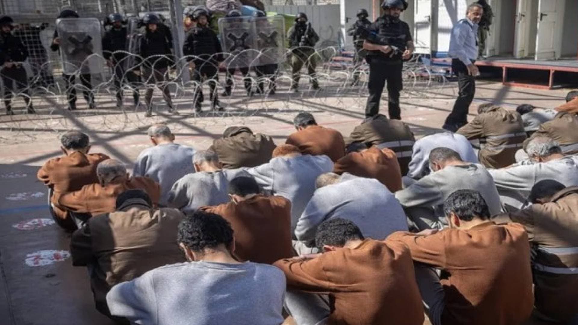 نتنياهو يصوت لصالح قانون إعدام الأسرى شنقا والكنيست يتجه لإقراره نهائيا