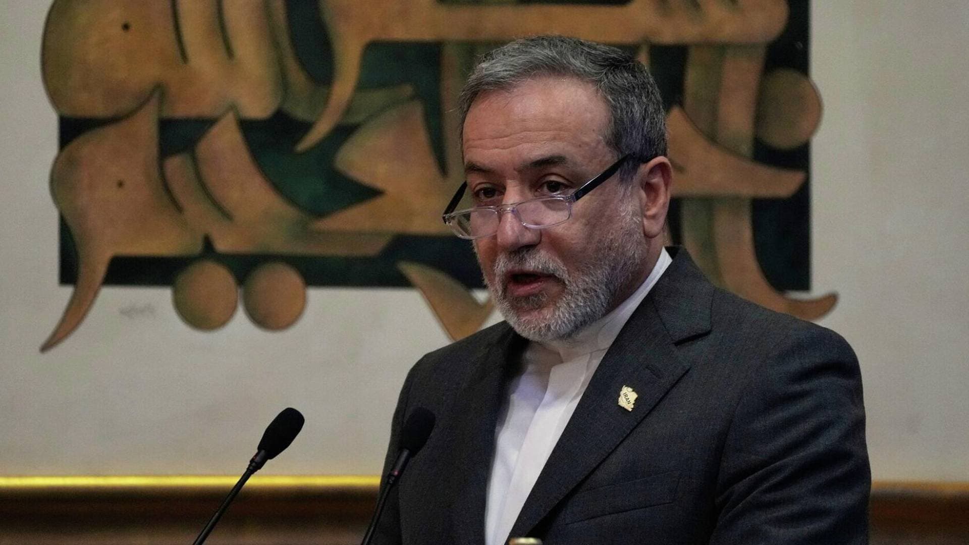 عراقجي يكشف كواليس "رسائل ويتكوف": لا مفاوضات.. ومضيق هرمز للأصدقاء فقط