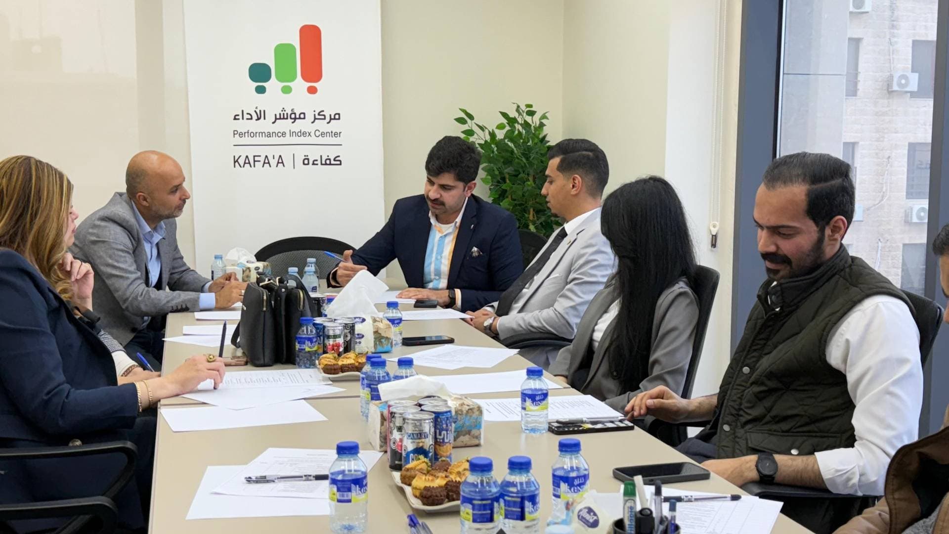 "كفاءة" يفتح آفاق التحديث السياسي في جلسة حوارية تجمع الخبرة بروح الشباب