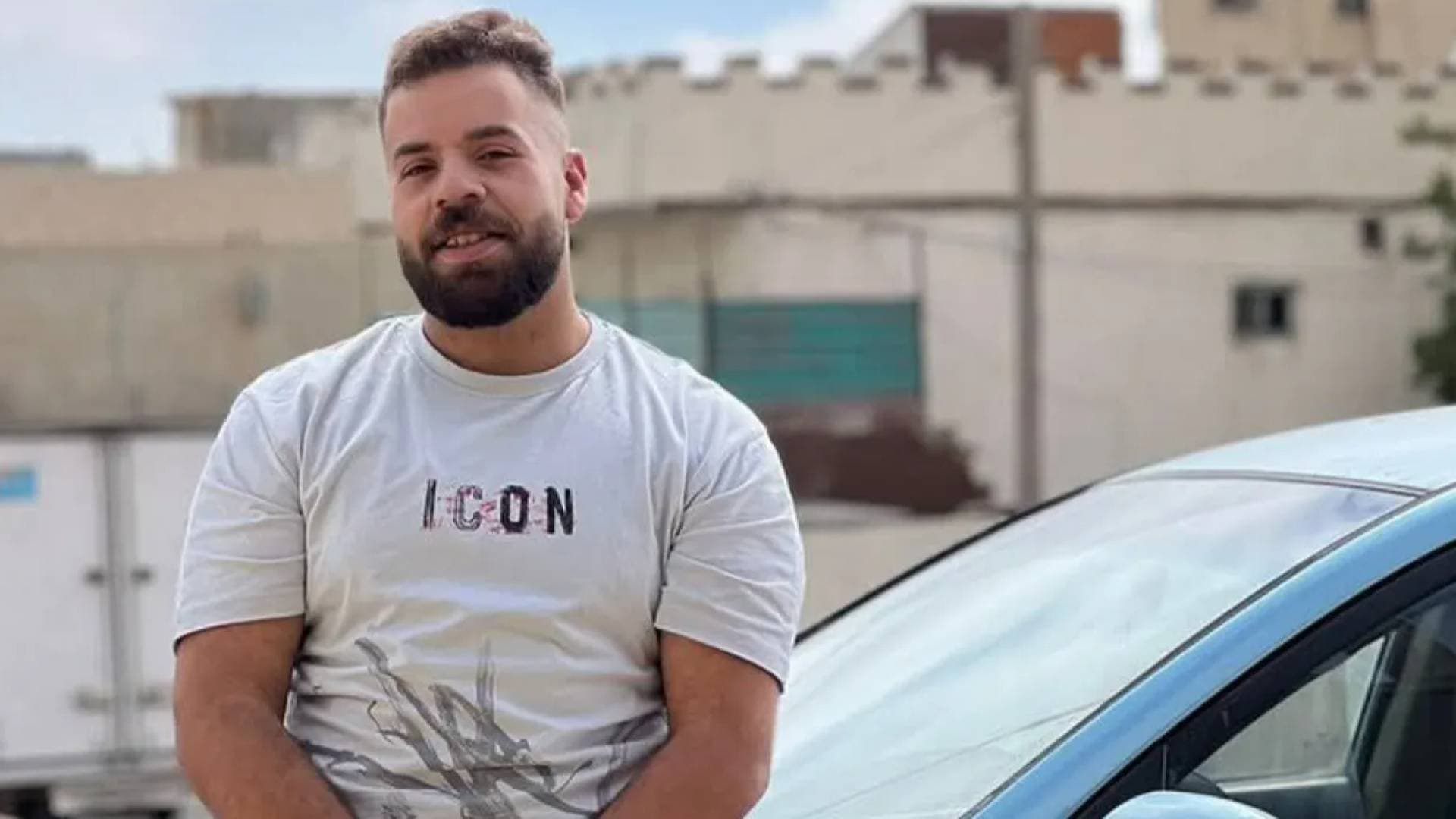 بكلمات تدمي القلوب.. والد الشاب المغدور سيف الخوالدة ينعى ابنه: "رحل كما عاش خفيفا"
