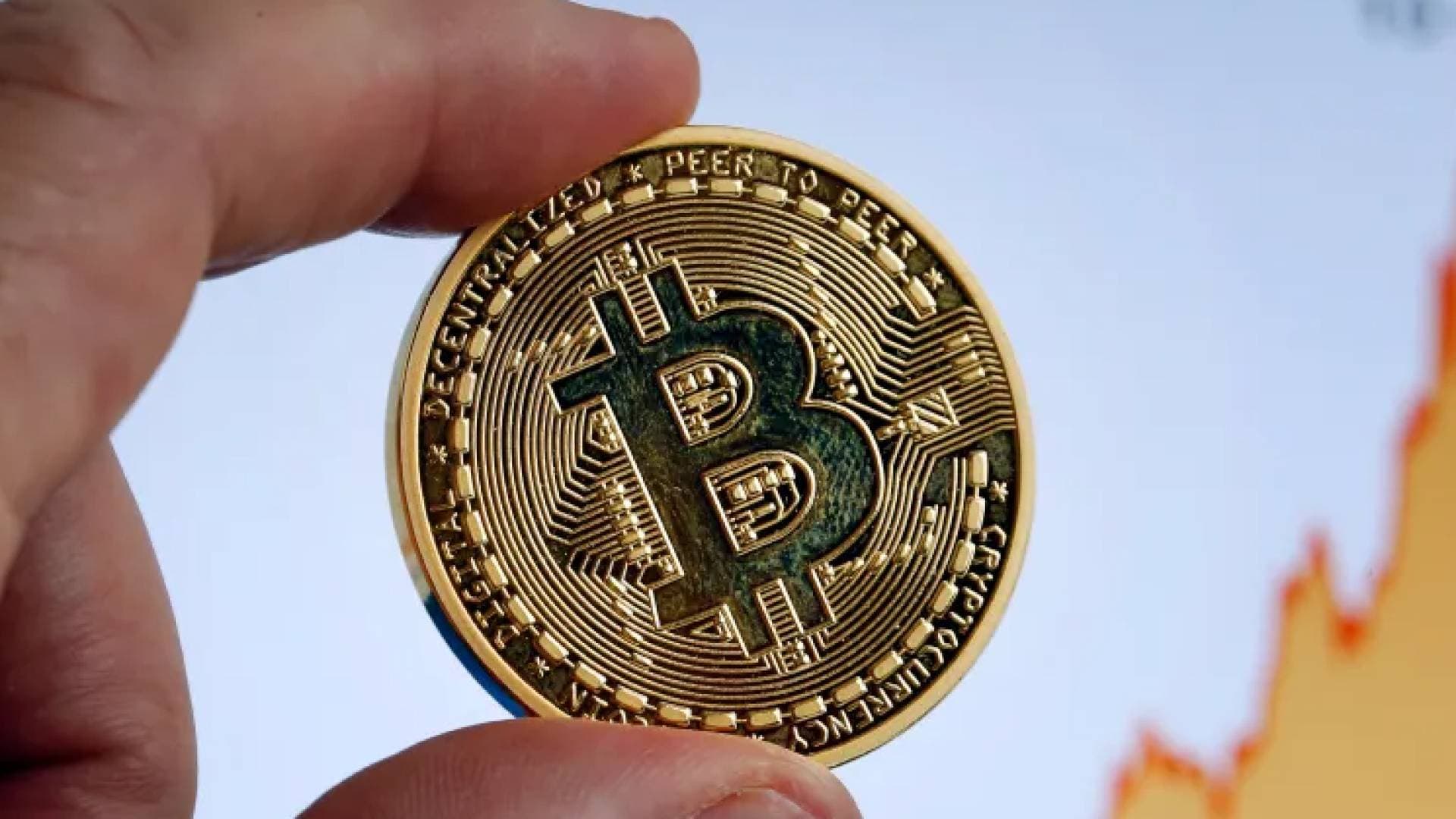 بيتكوين يرتد صعودا ويخترق مستويات الـ 78 ألف دولار بدعم من سيولة الحيتان