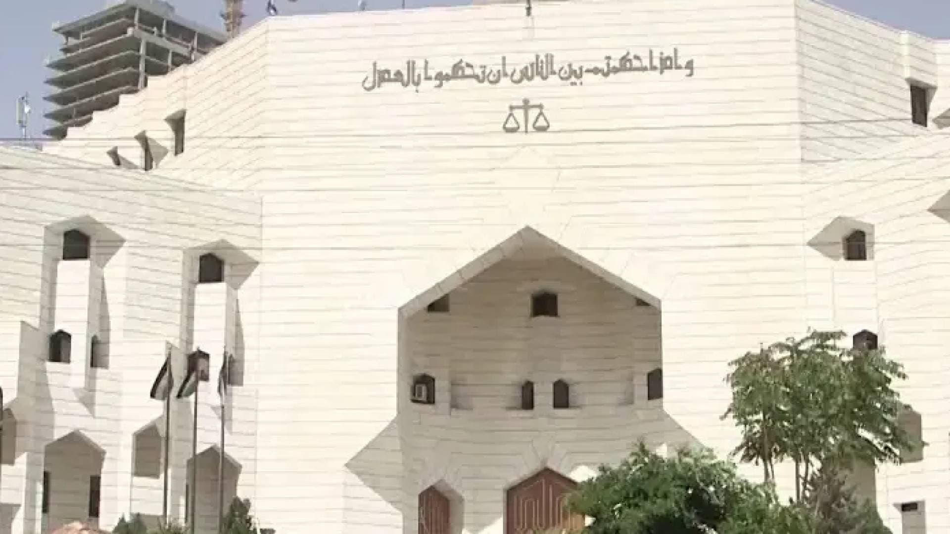 الجنايات الكبرى توجه تهمة القتل العمد مع سبق الإصرار لقاتلي صديقهما بشارع الأردن