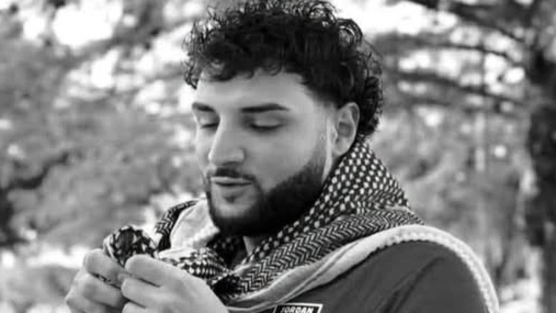 "كان يوصيني بأمي وأبي".. شقيق الشاب سند الرشق يروي تفاصيل مؤثرة عن أخيه الذي توفي في أمريكا - فيديو